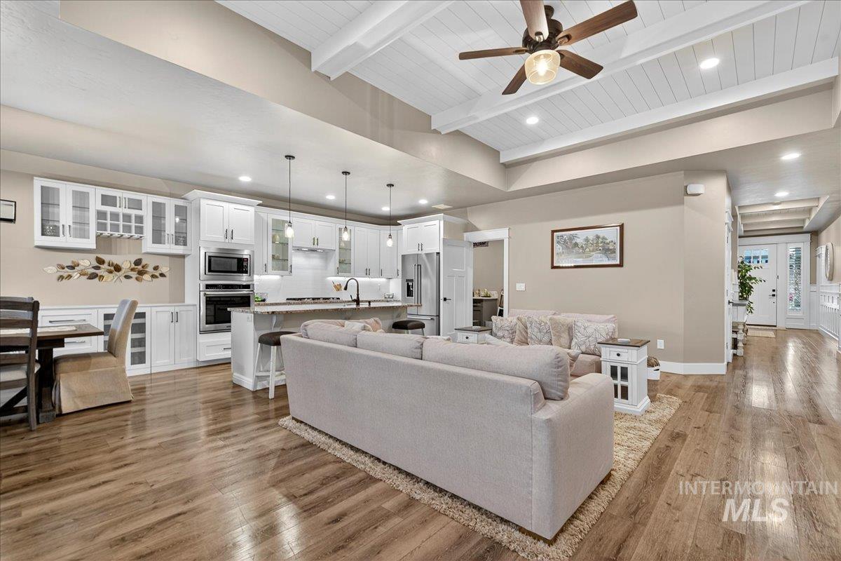 3322 S Cobble Place, Meridian, Idaho 83642, 4 Bedrooms, 2 Bathrooms, Residential For Sale, Price $750,000, 98966842