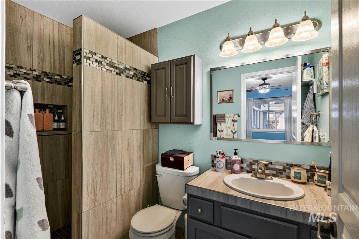 3282 S Featherly Way, Boise, Idaho 83709, 3 Bedrooms, 2 Bathrooms, Residential For Sale, Price $449,900, 98966843