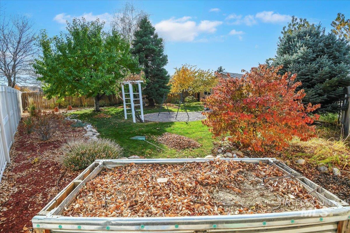 3282 S Featherly Way, Boise, Idaho 83709, 3 Bedrooms, 2 Bathrooms, Residential For Sale, Price $449,900, 98966843