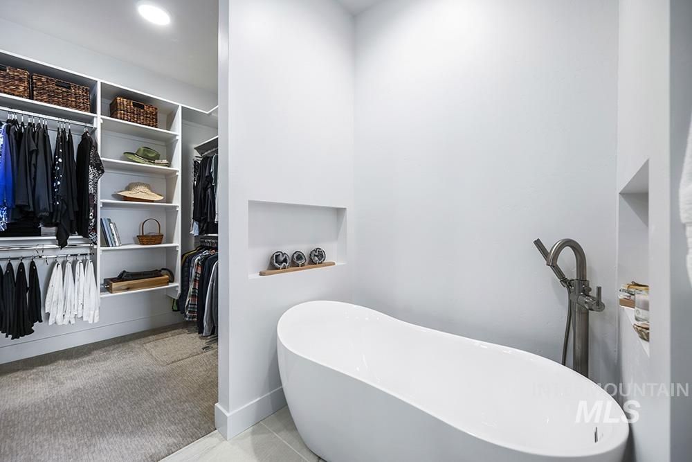 8059 W Corinthia St, Eagle, Idaho 83616, 4 Bedrooms, 2 Bathrooms, Residential For Sale, Price $845,000, 98966845