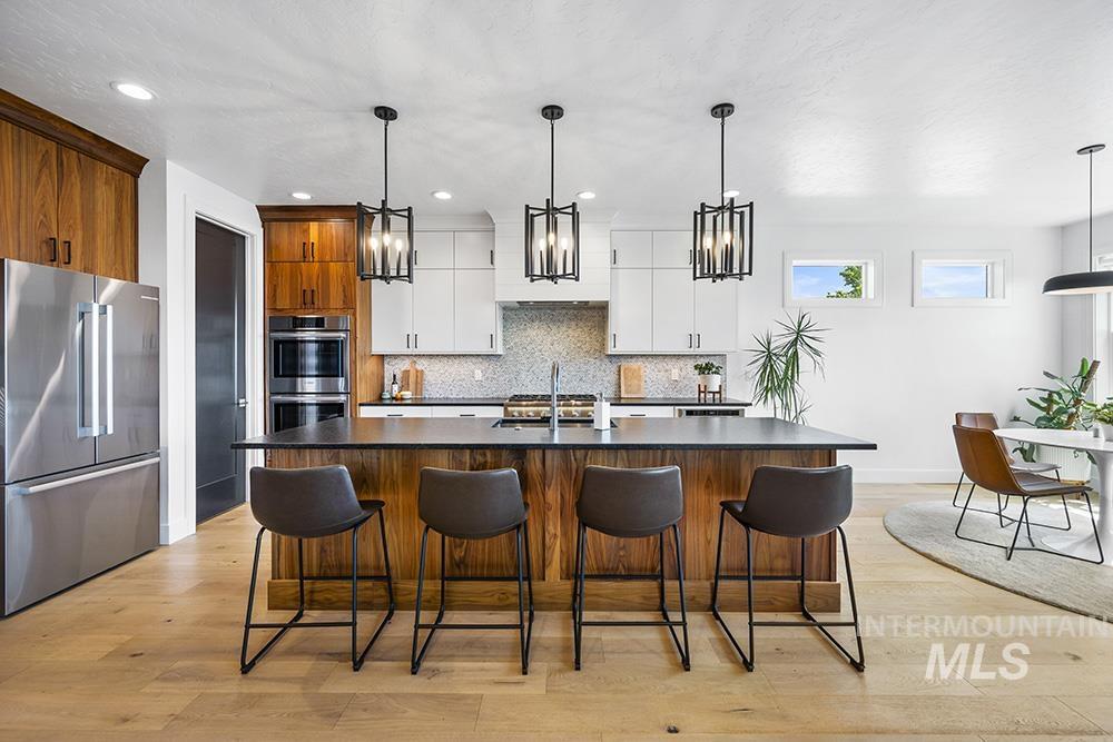 8059 W Corinthia St, Eagle, Idaho 83616, 4 Bedrooms, 2 Bathrooms, Residential For Sale, Price $845,000, 98966845