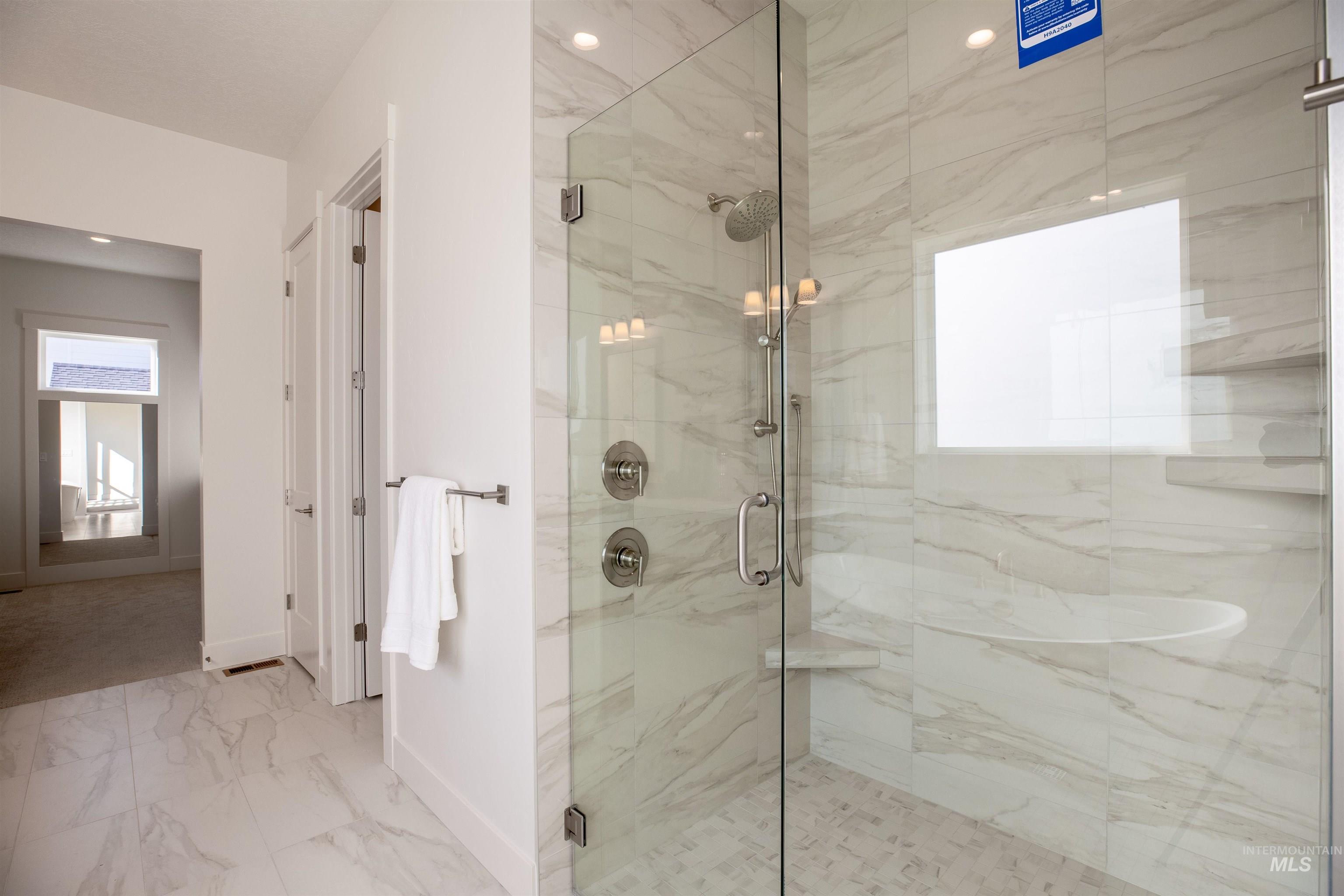 443 E Jarvis St., Meridian, Idaho 83642, 3 Bedrooms, 3.5 Bathrooms, Residential For Sale, Price $898,900, 98966847