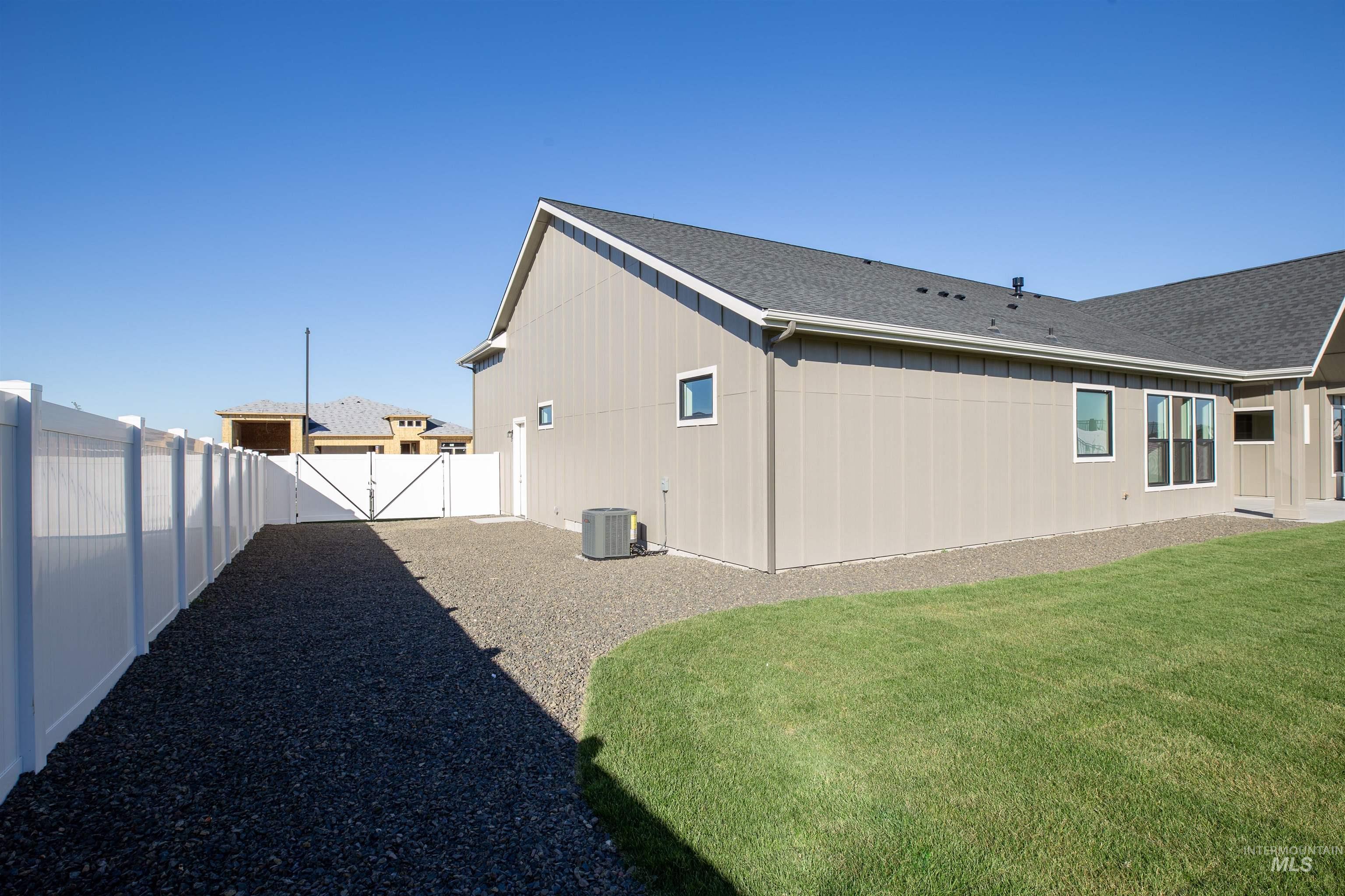 443 E Jarvis St., Meridian, Idaho 83642, 3 Bedrooms, 3.5 Bathrooms, Residential For Sale, Price $898,900, 98966847