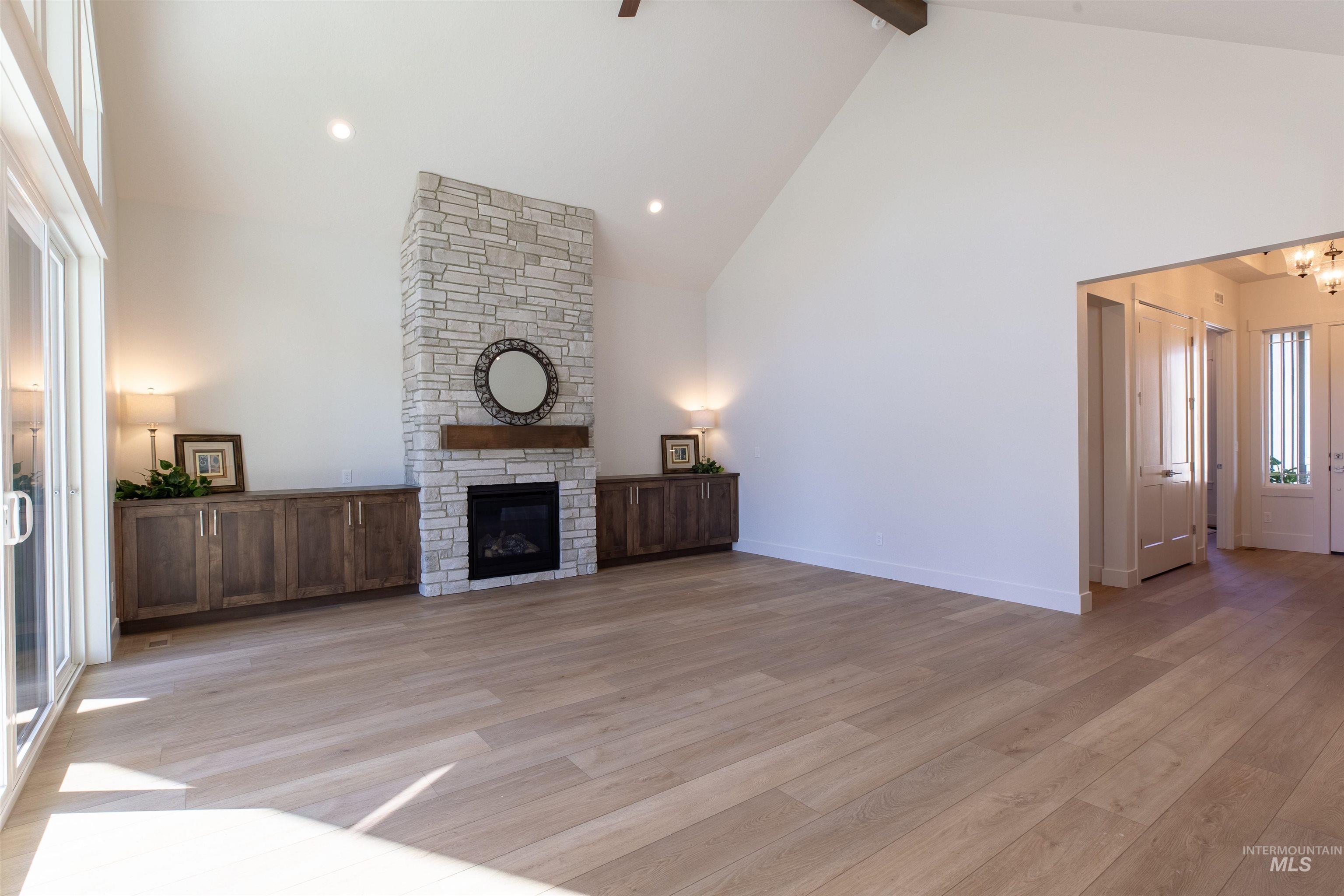 443 E Jarvis St., Meridian, Idaho 83642, 3 Bedrooms, 3.5 Bathrooms, Residential For Sale, Price $898,900, 98966847