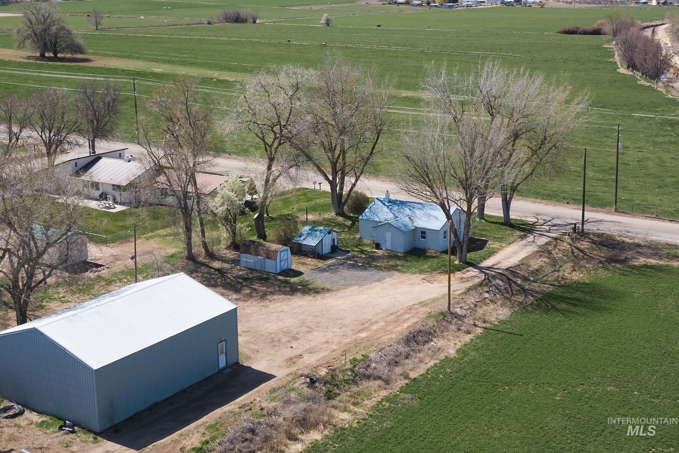 3512 Bowman Rd, Emmett, Idaho 83617, 2 Bedrooms, 1 Bathroom, Residential For Sale, Price $580,000, 98966849