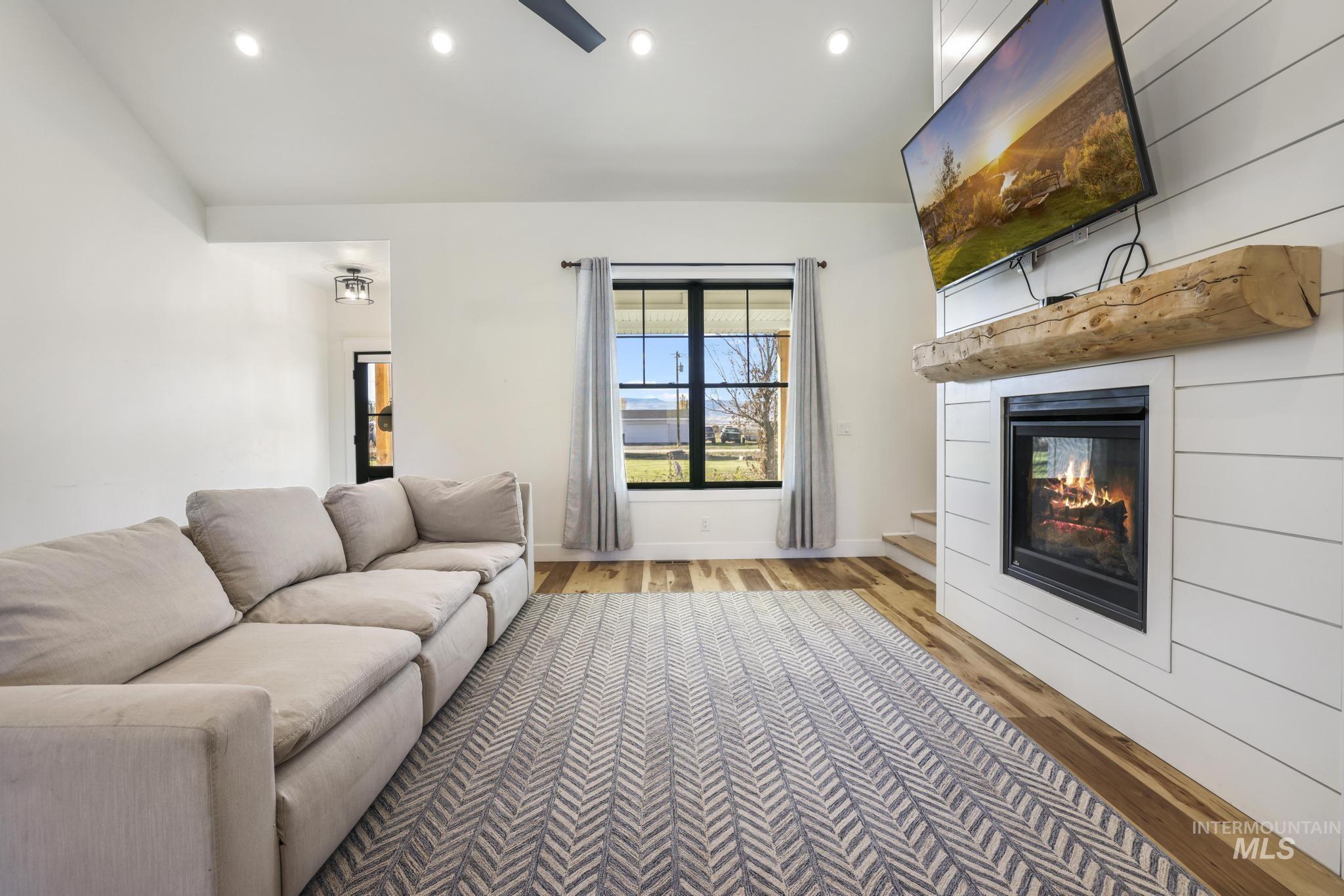 270 N Lincoln St, Oakley, Idaho 83346, 4 Bedrooms, 3 Bathrooms, Residential For Sale, Price $498,000, 98966856