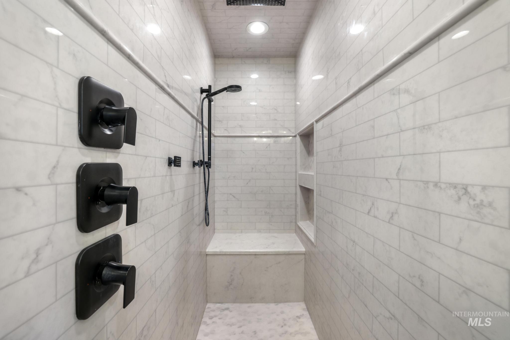 270 N Lincoln St, Oakley, Idaho 83346, 4 Bedrooms, 3 Bathrooms, Residential For Sale, Price $498,000, 98966856