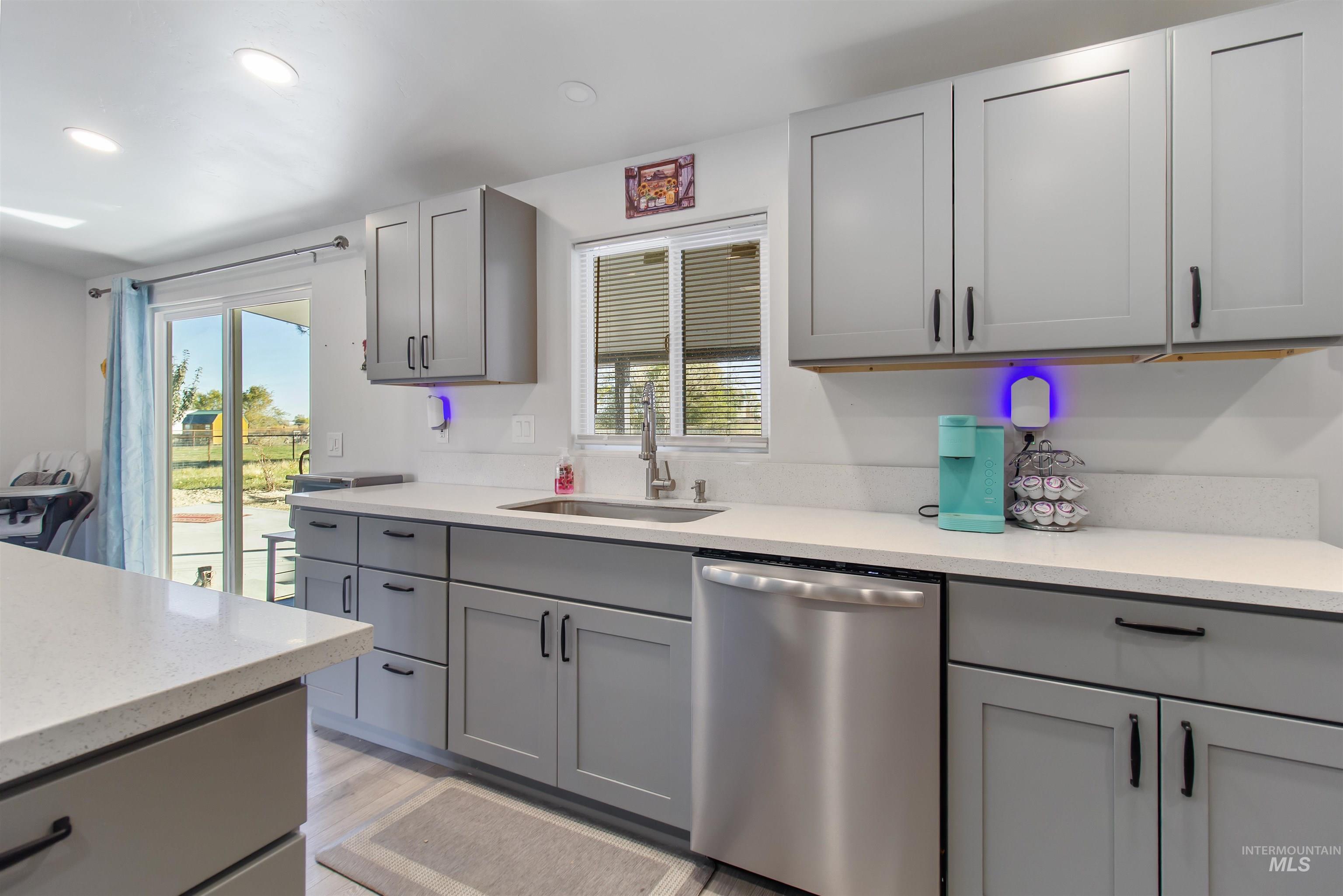 3582 N 3230 E, Kimberly, Idaho 83341, 3 Bedrooms, 2 Bathrooms, Residential For Sale, Price $425,000, 98966858