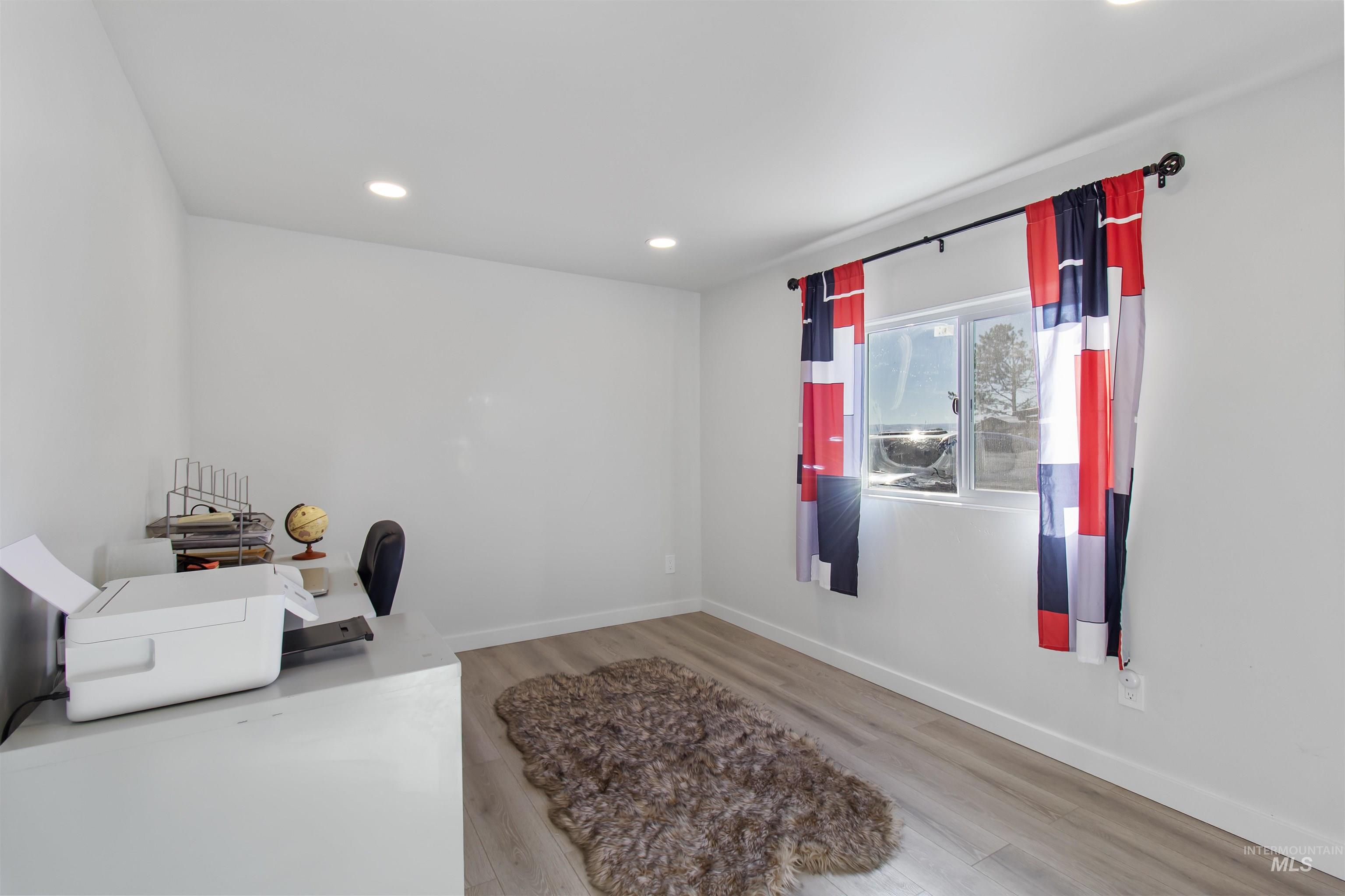 3582 N 3230 E, Kimberly, Idaho 83341, 3 Bedrooms, 2 Bathrooms, Residential For Sale, Price $425,000, 98966858