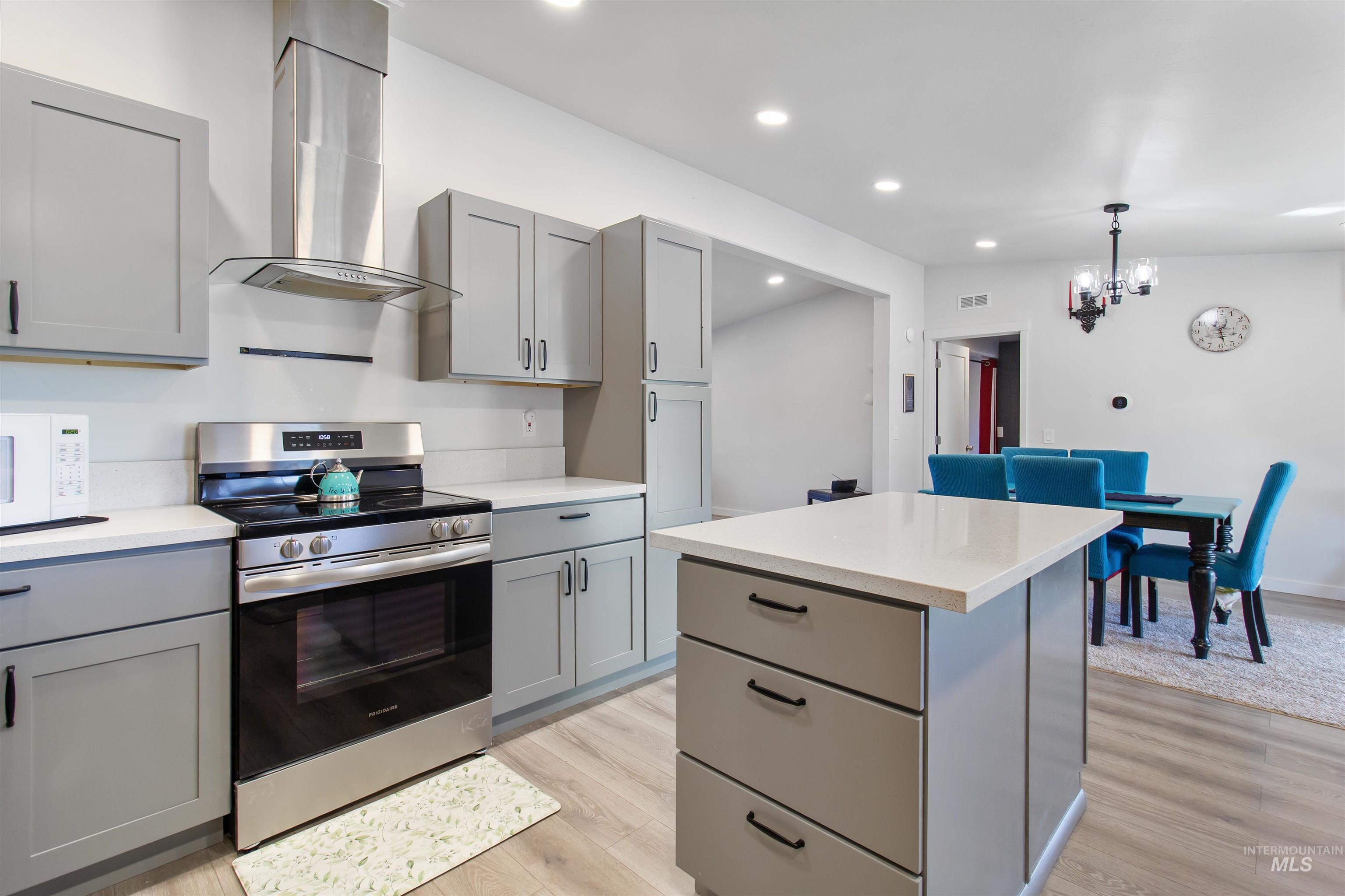 3582 N 3230 E, Kimberly, Idaho 83341, 3 Bedrooms, 2 Bathrooms, Residential For Sale, Price $425,000, 98966858