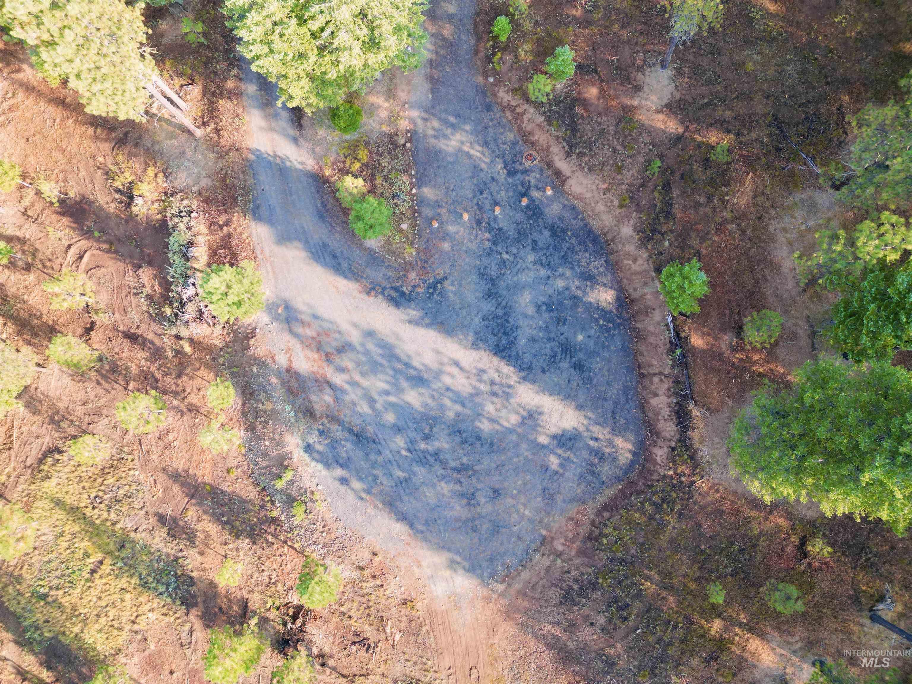 Aerial view of property and surrounding area