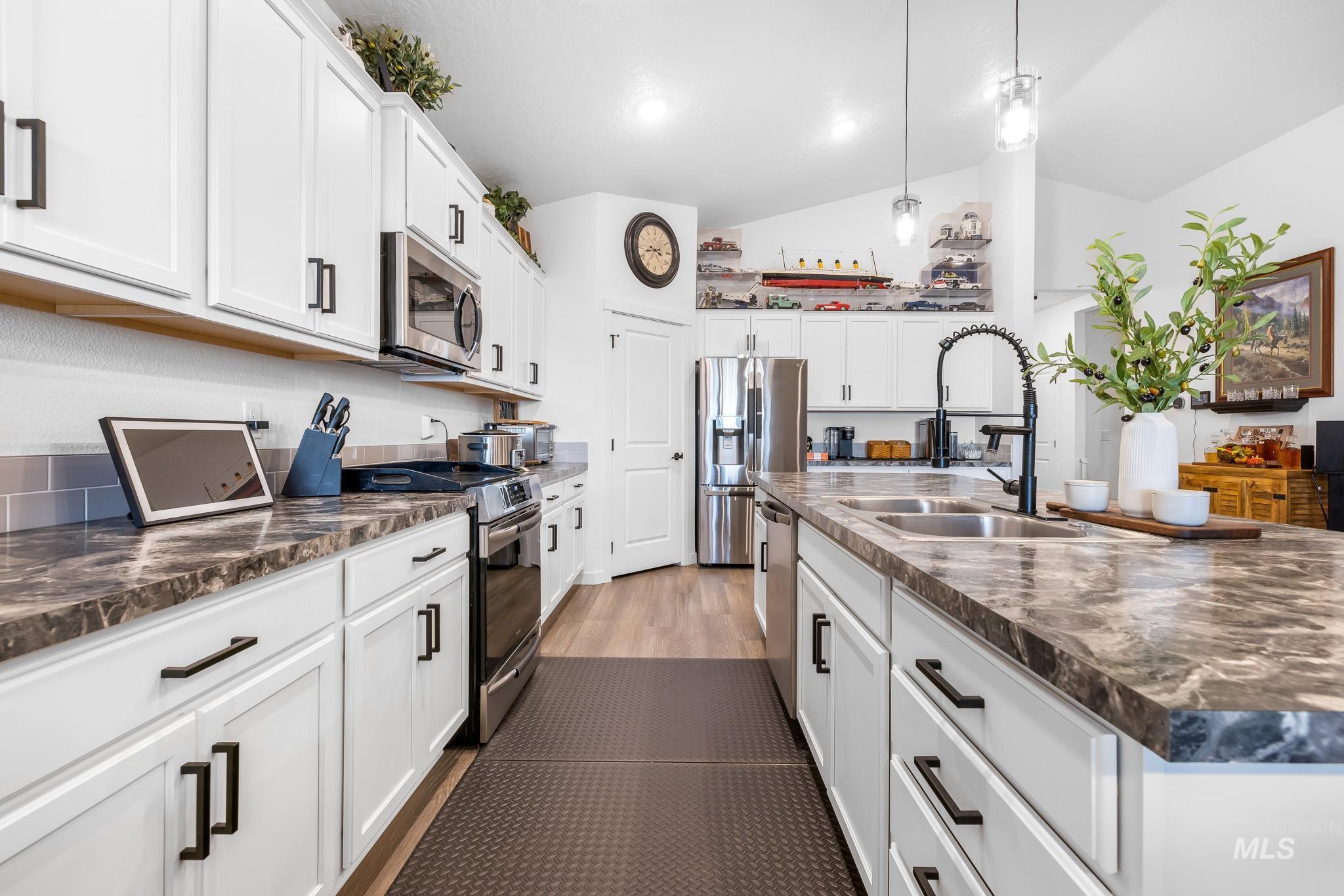 11446 W Belgrave St., Nampa, Idaho 83651, 4 Bedrooms, 2 Bathrooms, Residential For Sale, Price $419,900, 98966863