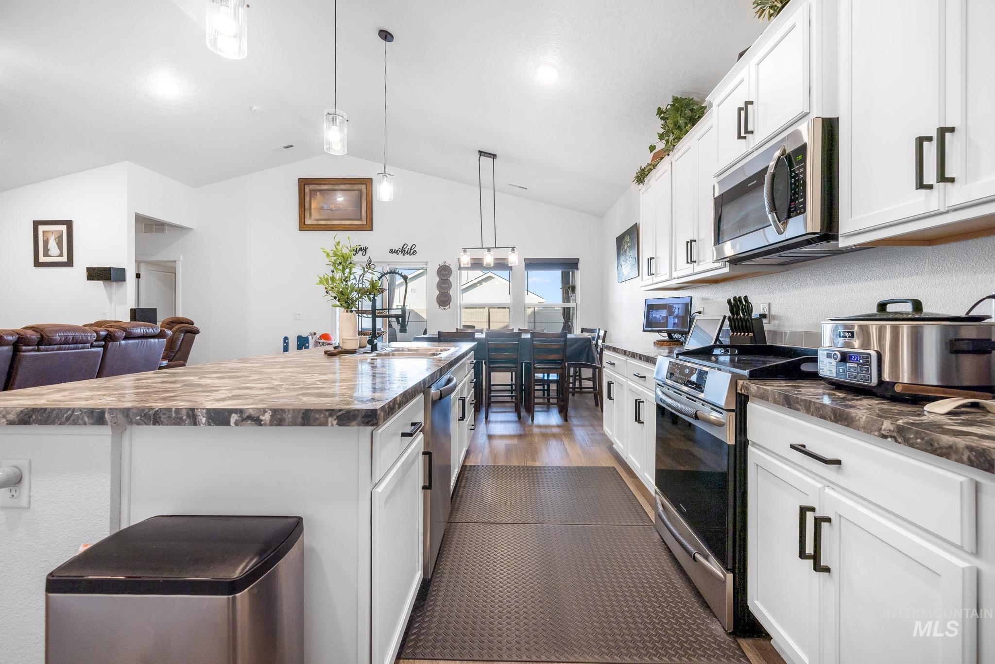 11446 W Belgrave St., Nampa, Idaho 83651, 4 Bedrooms, 2 Bathrooms, Residential For Sale, Price $419,900, 98966863