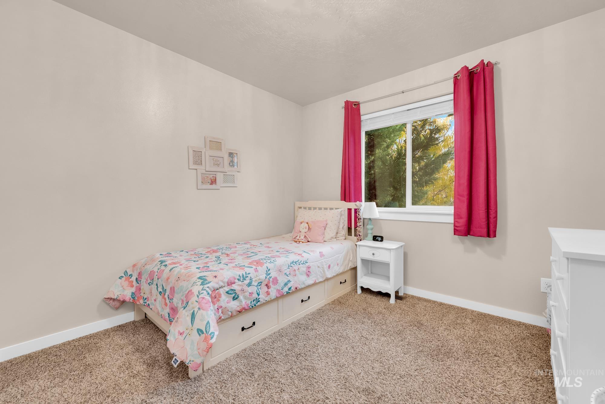 7688 N Hole in One Pl, Boise, Idaho 83714, 4 Bedrooms, 2.5 Bathrooms, Residential For Sale, Price $535,000, 98966872