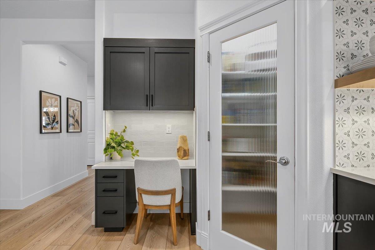 650 N Clearpoint Way, Eagle, Idaho 83616-7207, 5 Bedrooms, 3 Bathrooms, Residential For Sale, Price $998,000, 98966881