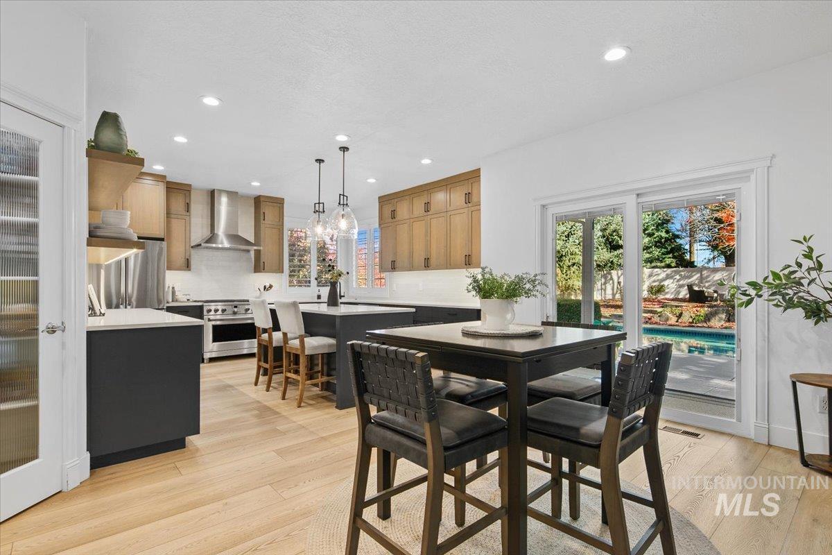 650 N Clearpoint Way, Eagle, Idaho 83616-7207, 5 Bedrooms, 3 Bathrooms, Residential For Sale, Price $998,000, 98966881