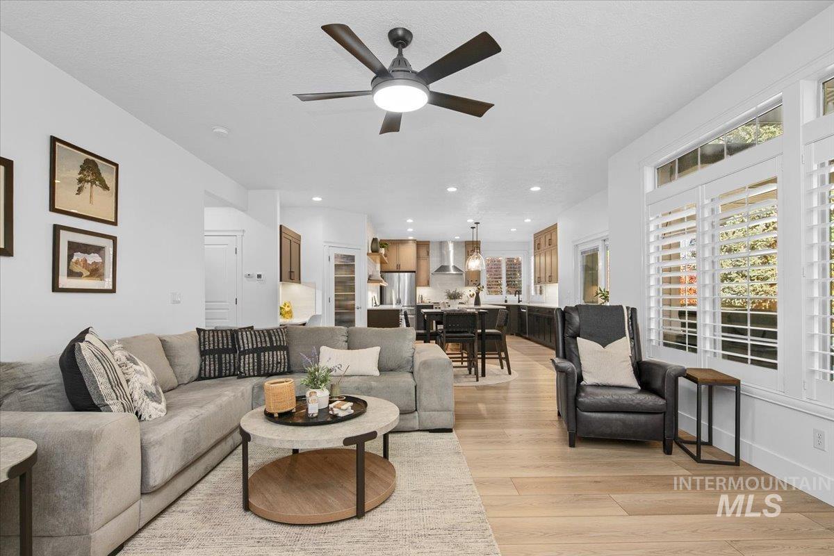 650 N Clearpoint Way, Eagle, Idaho 83616-7207, 5 Bedrooms, 3 Bathrooms, Residential For Sale, Price $998,000, 98966881