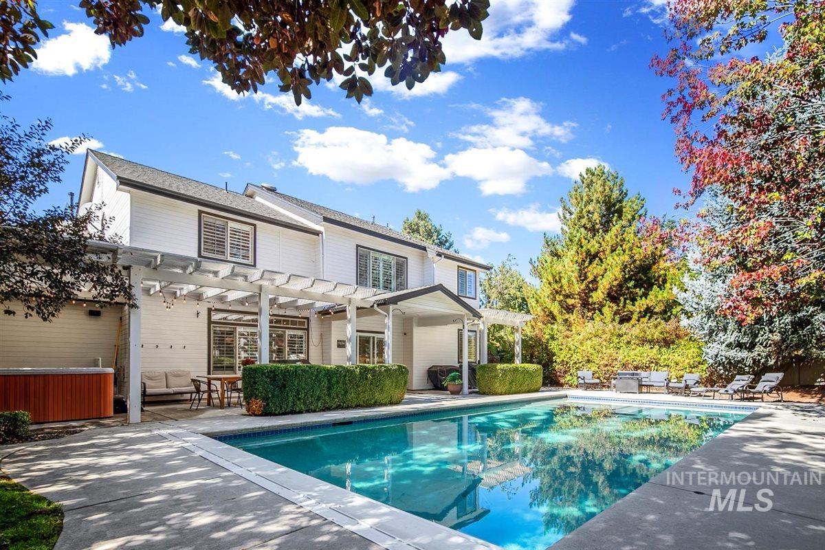 650 N Clearpoint Way, Eagle, Idaho 83616-7207, 5 Bedrooms, 3 Bathrooms, Residential For Sale, Price $998,000, 98966881