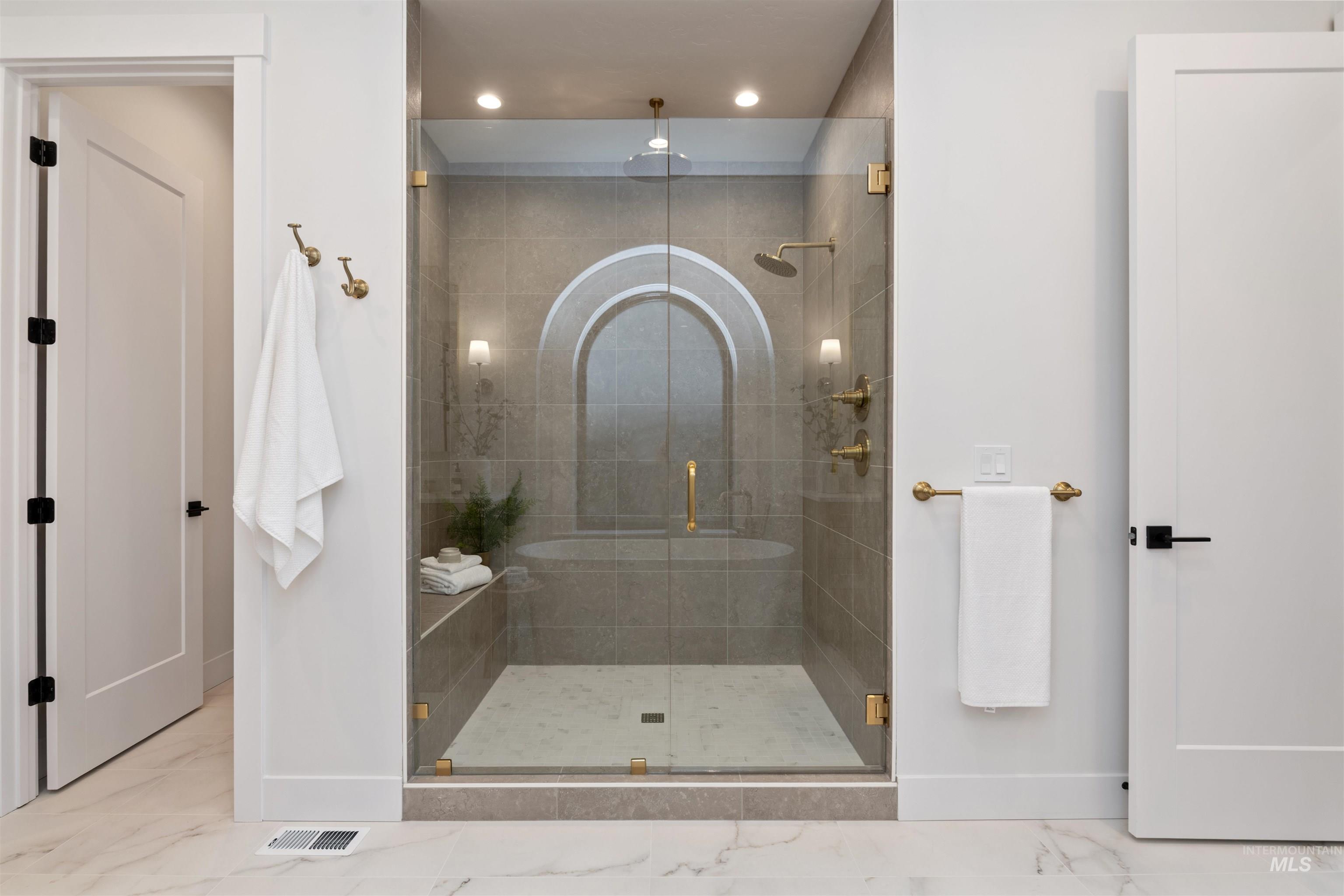 11216 S Kingsbarn Ln, Kuna, Idaho 83634, 4 Bedrooms, 3.5 Bathrooms, Residential For Sale, Price $1,234,880, 98966883