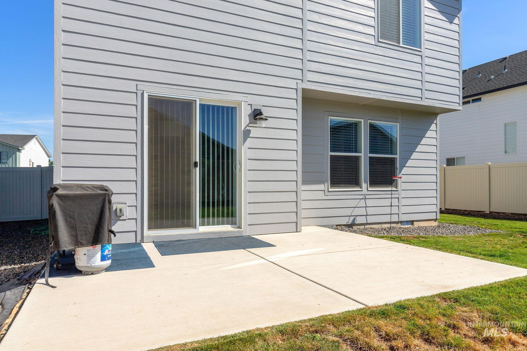 6039 W Mikonos St, Meridian, Idaho 83646, 3 Bedrooms, 2.5 Bathrooms, Residential For Sale, Price $459,990, 98966889