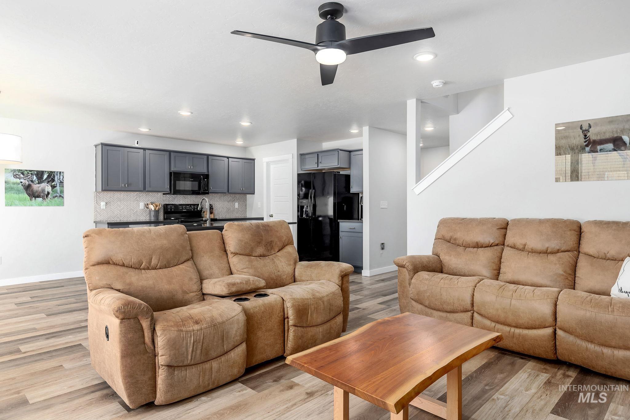 6039 W Mikonos St, Meridian, Idaho 83646, 3 Bedrooms, 2.5 Bathrooms, Residential For Sale, Price $459,990, 98966889