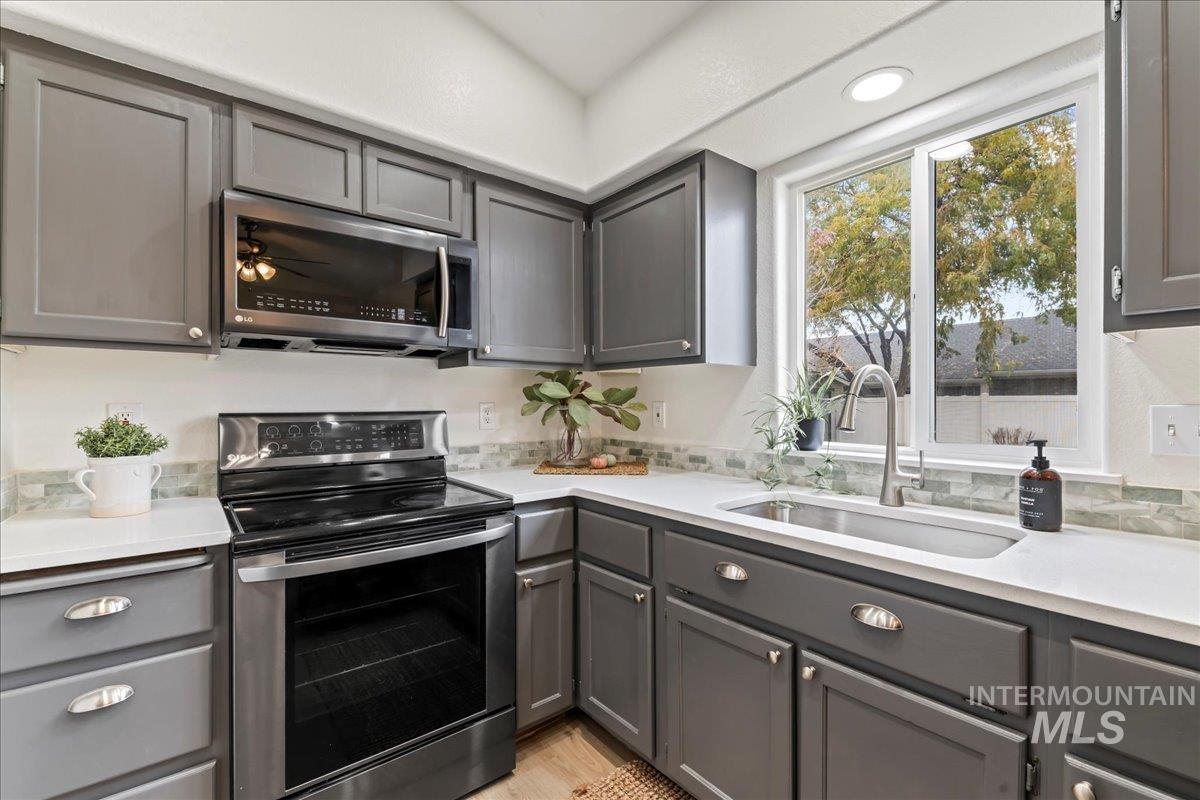 1474 E Sothesby St, Meridian, Idaho 83642, 4 Bedrooms, 2 Bathrooms, Residential For Sale, Price $430,000, 98966892