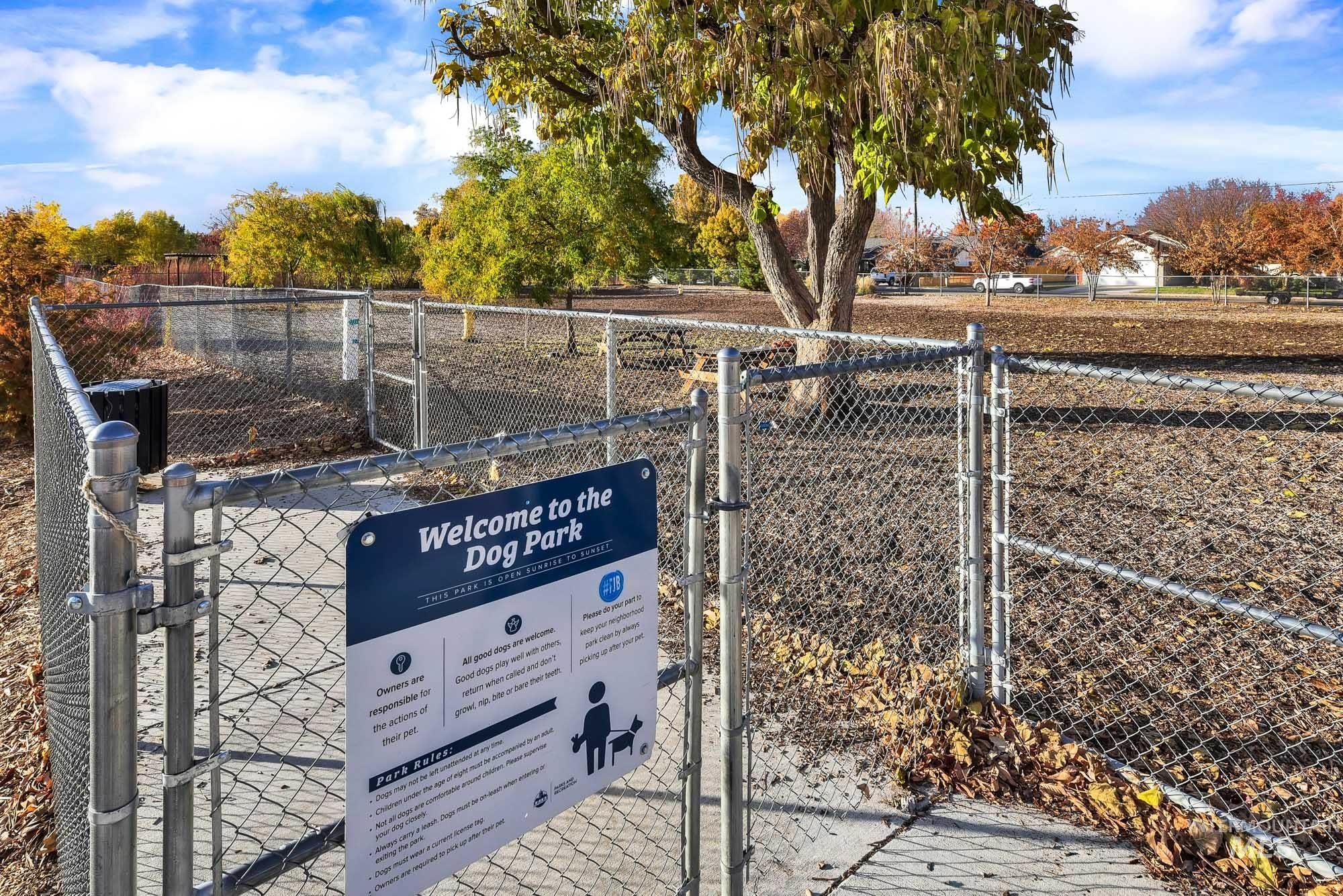 10090 W Lincroft St, Boise, Idaho 83704, 3 Bedrooms, 2 Bathrooms, Residential For Sale, Price $390,000, 98966909