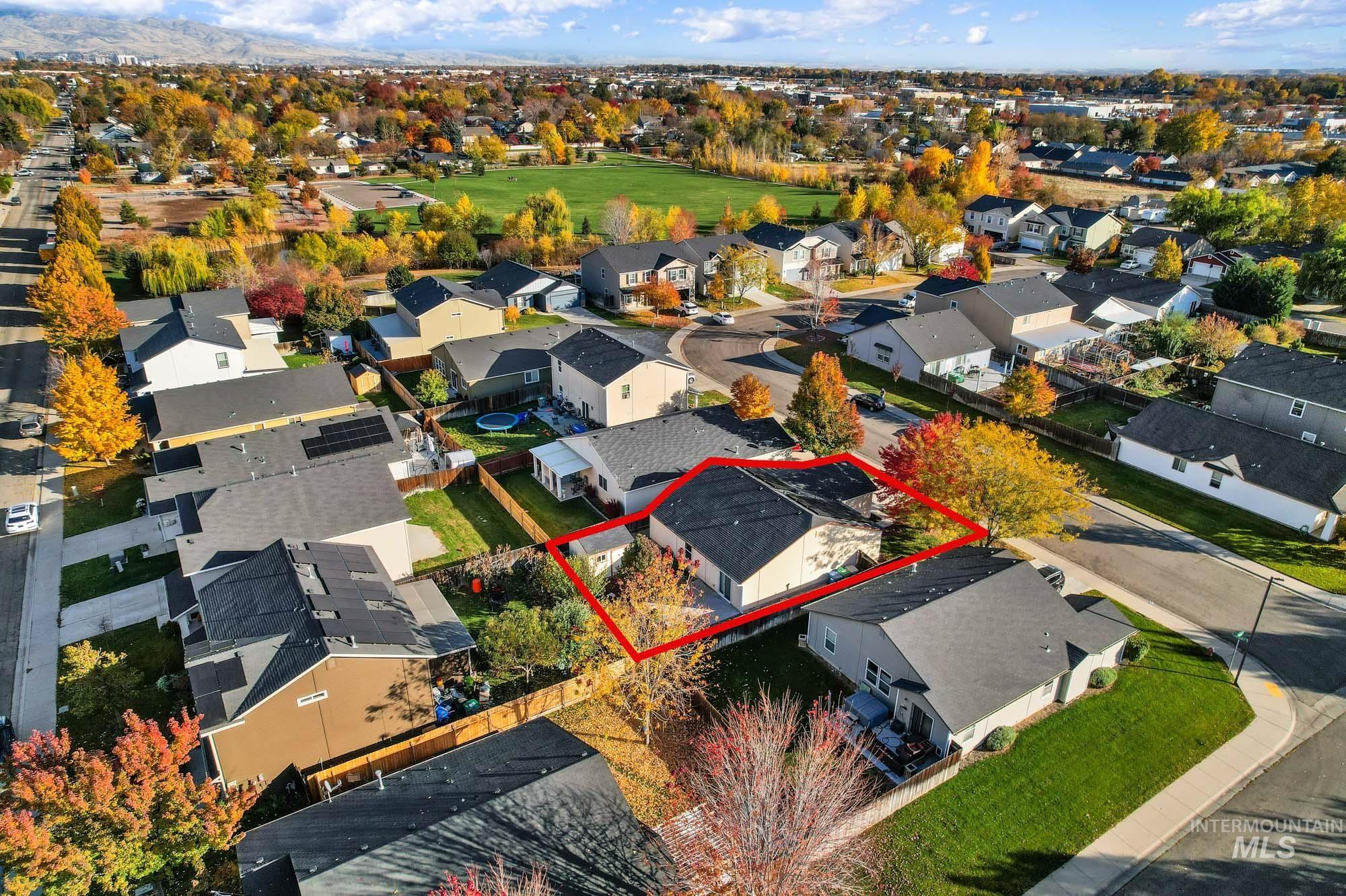 10090 W Lincroft St, Boise, Idaho 83704, 3 Bedrooms, 2 Bathrooms, Residential For Sale, Price $390,000, 98966909