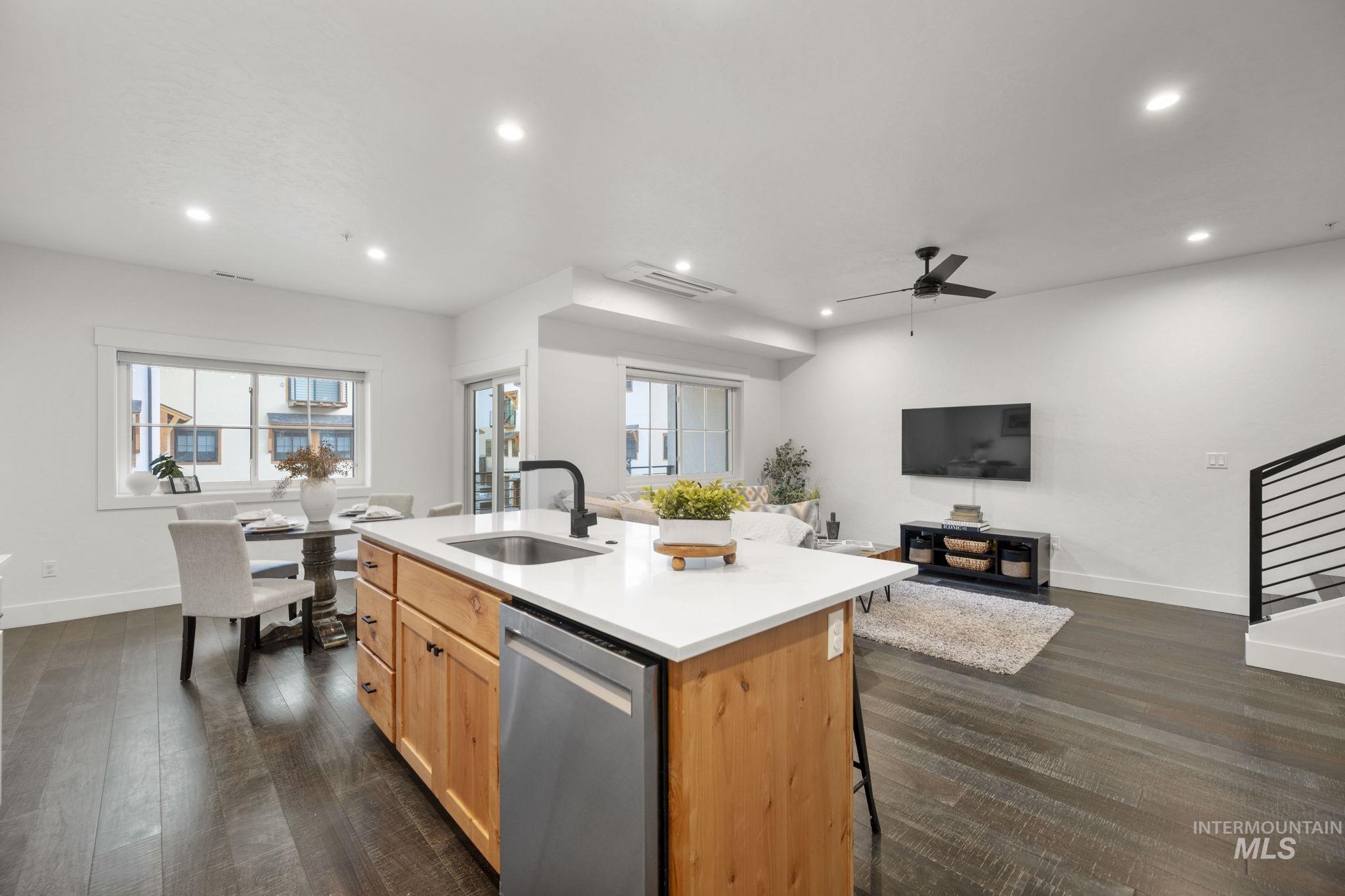 429 E Water Pocket Ln, Garden City, Idaho 83714, 2 Bedrooms, 2.5 Bathrooms, Residential For Sale, Price $750,000, 98966912