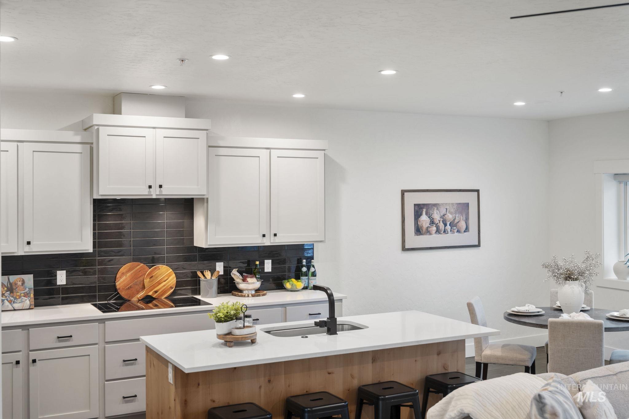 429 E Water Pocket Ln, Garden City, Idaho 83714, 2 Bedrooms, 2.5 Bathrooms, Residential For Sale, Price $750,000, 98966912