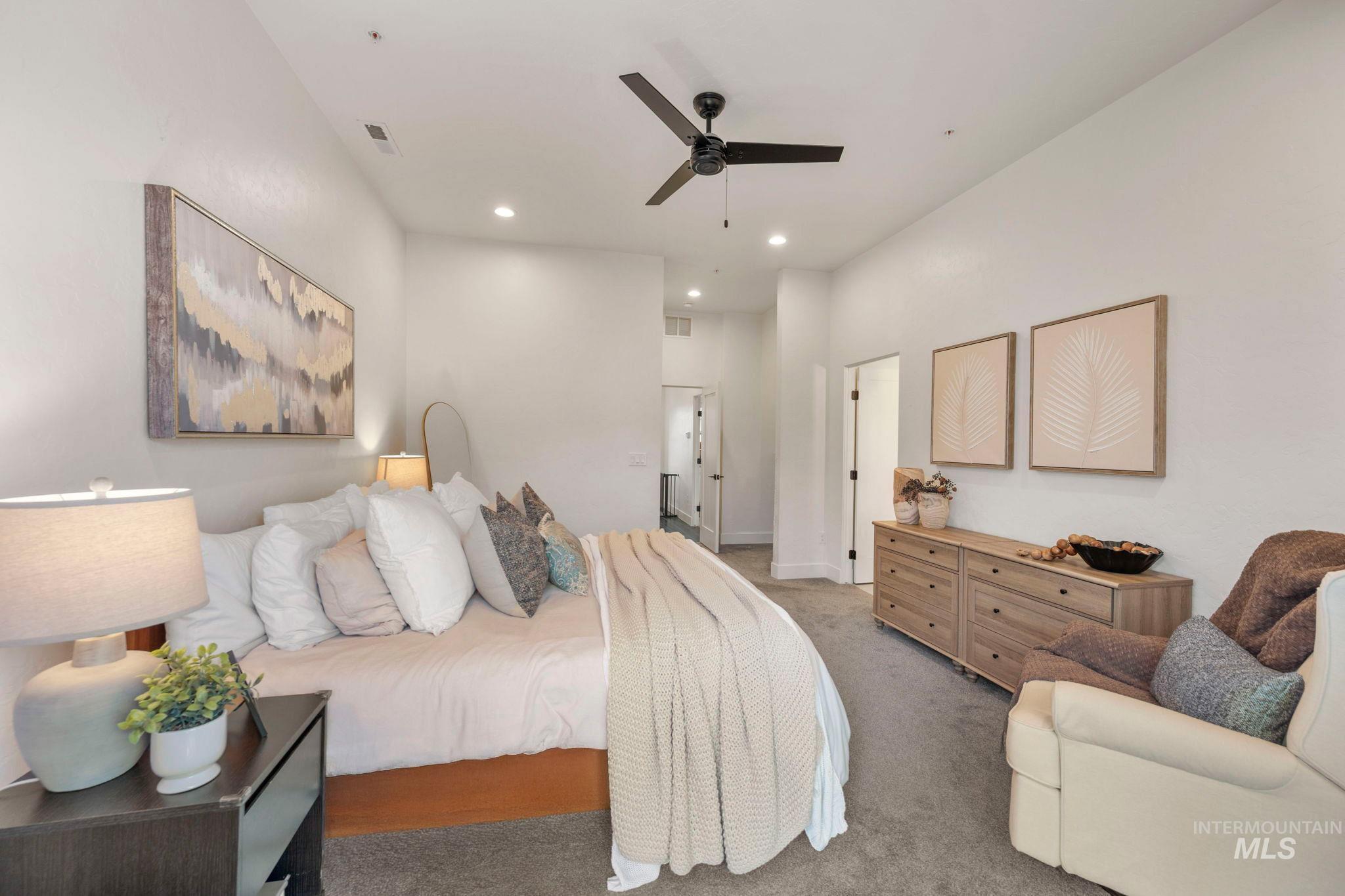 429 E Water Pocket Ln, Garden City, Idaho 83714, 2 Bedrooms, 2.5 Bathrooms, Residential For Sale, Price $750,000, 98966912