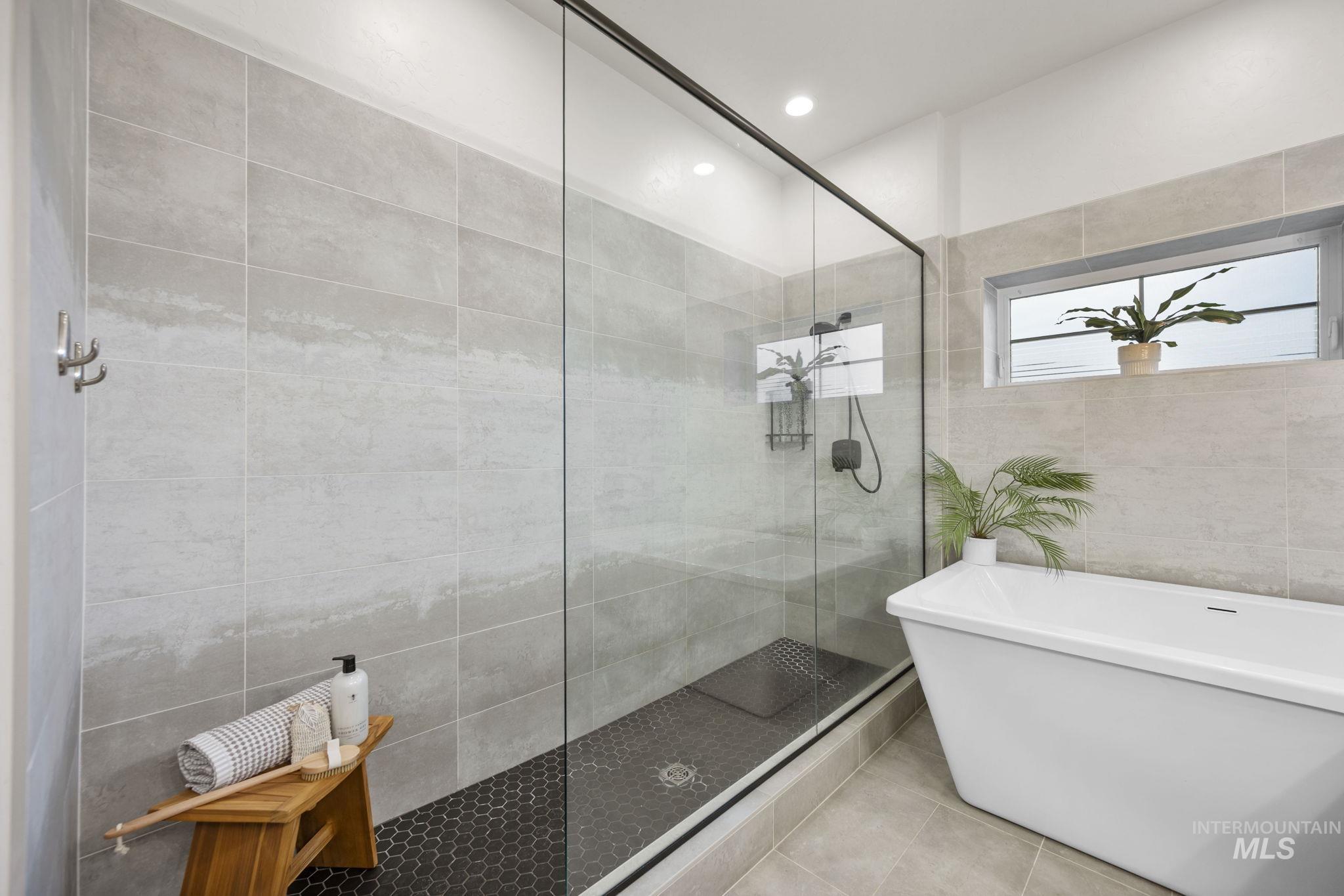 429 E Water Pocket Ln, Garden City, Idaho 83714, 2 Bedrooms, 2.5 Bathrooms, Residential For Sale, Price $750,000, 98966912