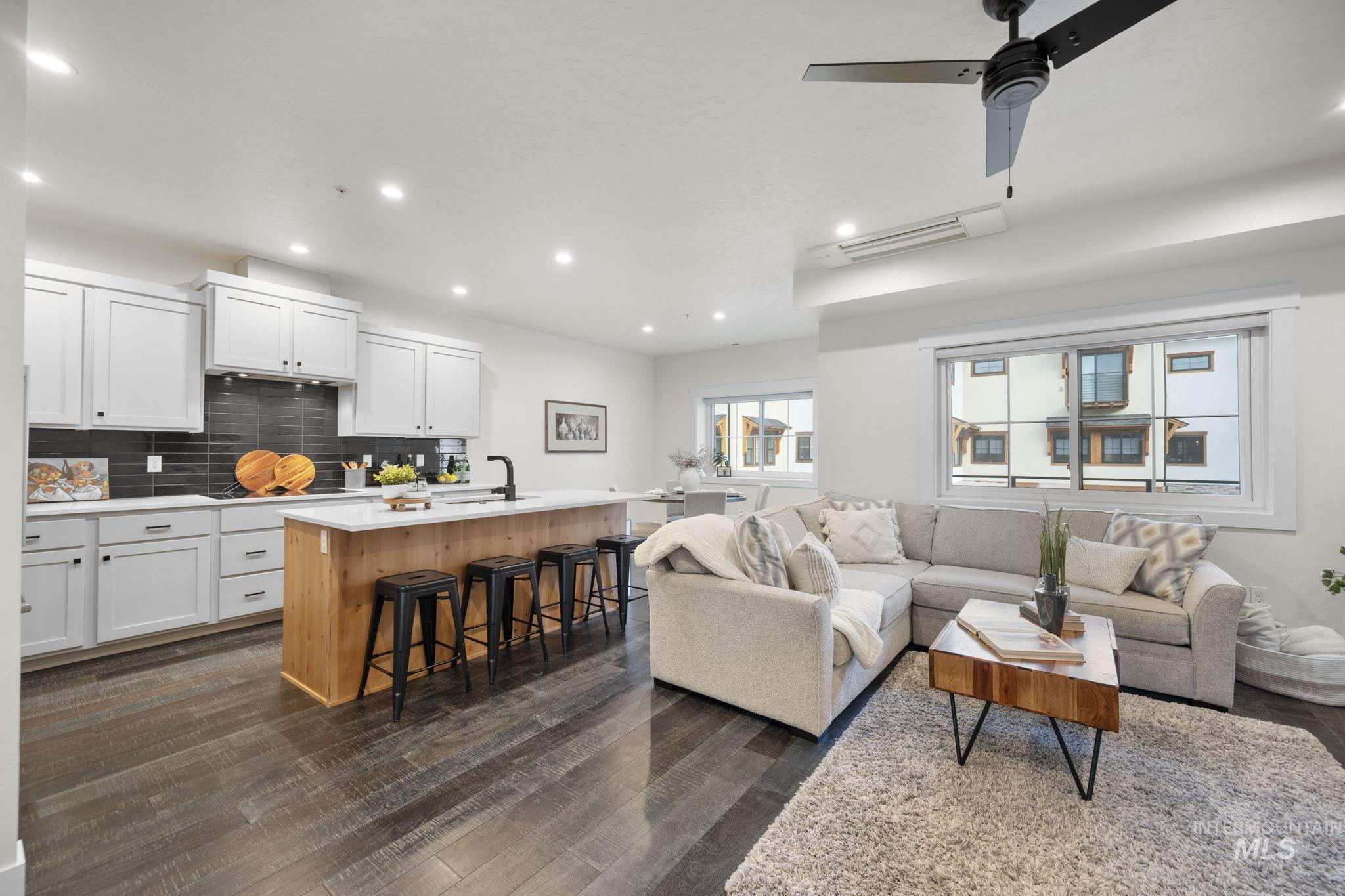 429 E Water Pocket Ln, Garden City, Idaho 83714, 2 Bedrooms, 2.5 Bathrooms, Residential For Sale, Price $750,000, 98966912