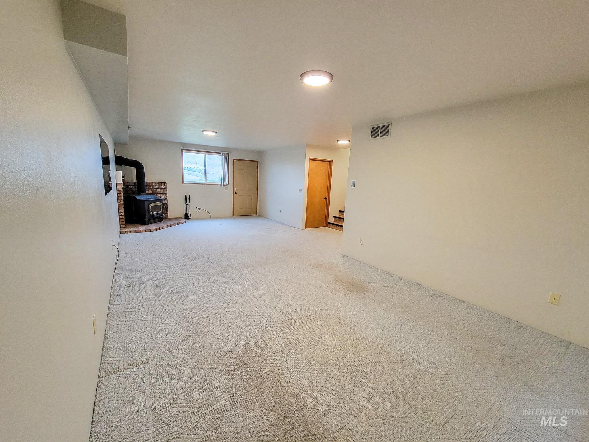 3435 Clemans Road, Clarkston, Washington 99403, 3 Bedrooms, 2 Bathrooms, Residential For Sale, Price $475,000, 98966915