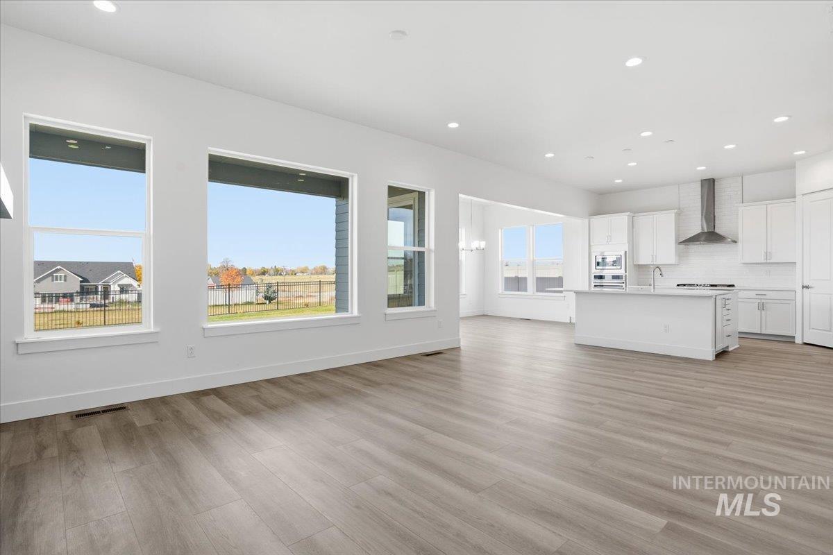 2375 N Kenora Ave, Star, Idaho 83669, 3 Bedrooms, 2.5 Bathrooms, Residential For Sale, Price $659,990, 98966920