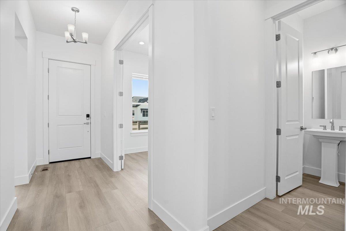 2375 N Kenora Ave, Star, Idaho 83669, 3 Bedrooms, 2.5 Bathrooms, Residential For Sale, Price $659,990, 98966920