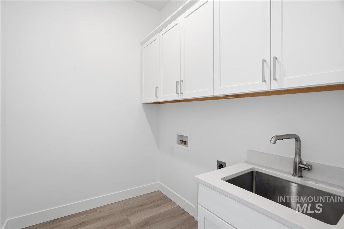 2375 N Kenora Ave, Star, Idaho 83669, 3 Bedrooms, 2.5 Bathrooms, Residential For Sale, Price $659,990, 98966920