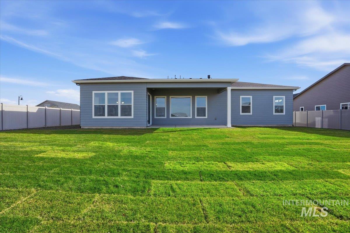 2375 N Kenora Ave, Star, Idaho 83669, 3 Bedrooms, 2.5 Bathrooms, Residential For Sale, Price $659,990, 98966920