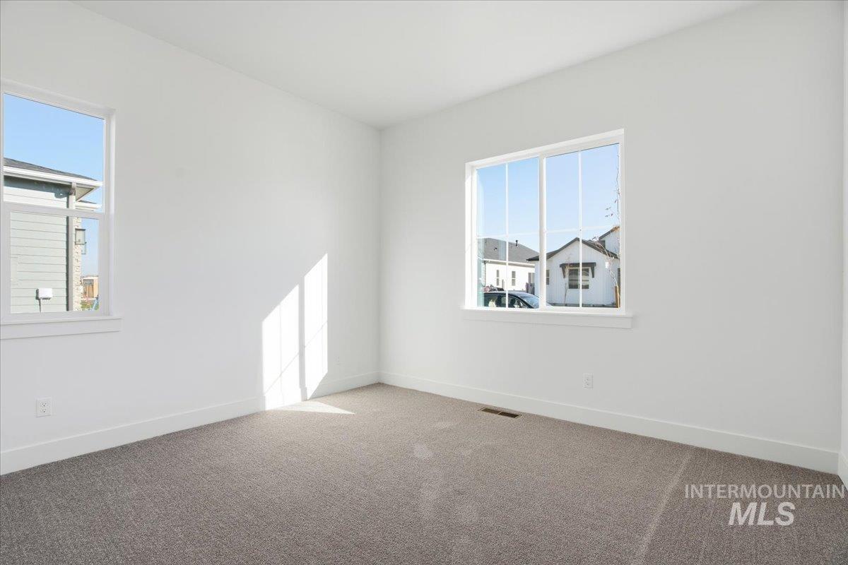 2349 N Kenora Ave, Star, Idaho 83669, 3 Bedrooms, 3.5 Bathrooms, Residential For Sale, Price $689,990, 98966932