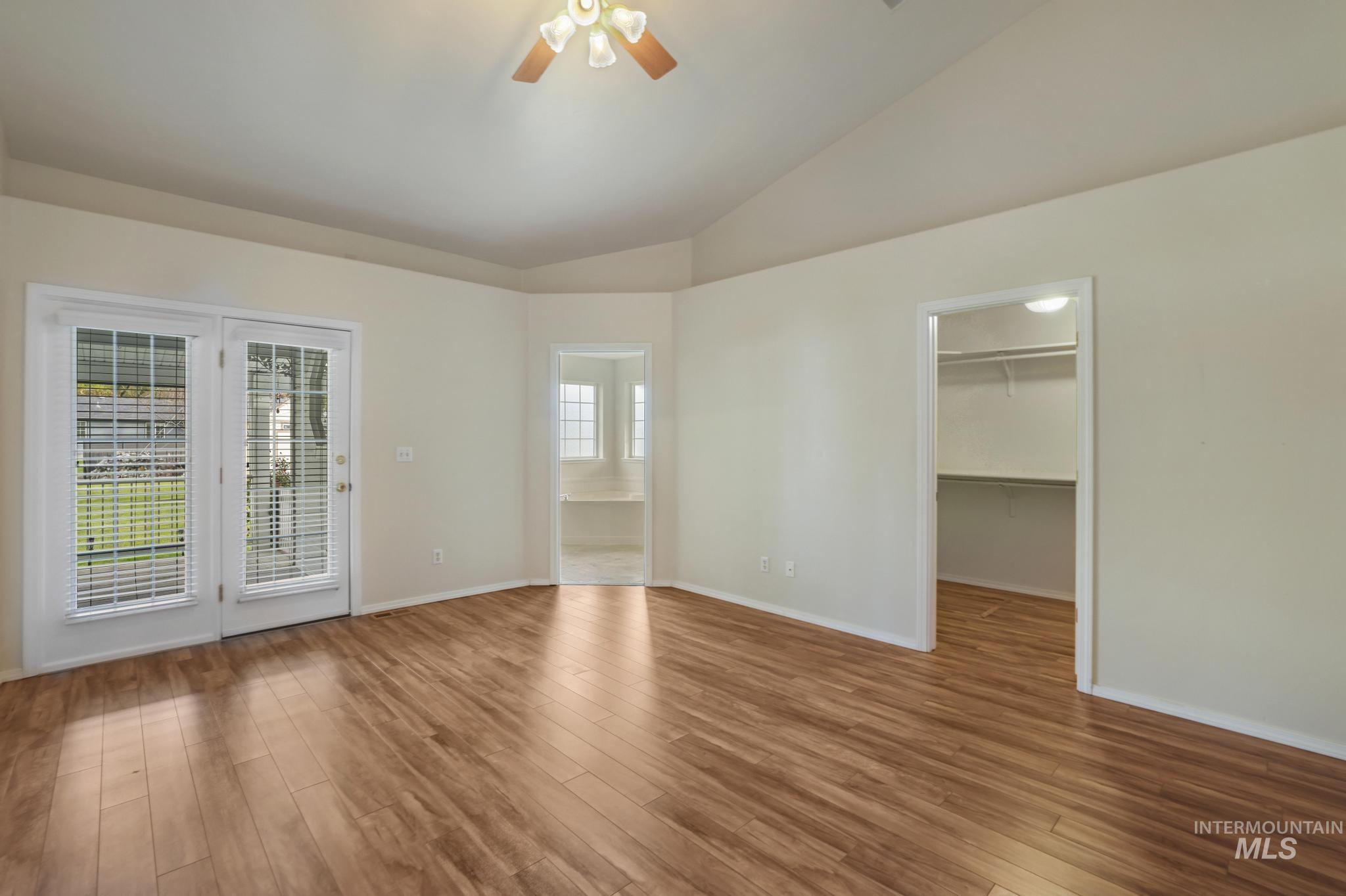 1538 Brookside Loop, Twin Falls, Idaho 83301, 3 Bedrooms, 2 Bathrooms, Residential For Sale, Price $399,000, 98966934