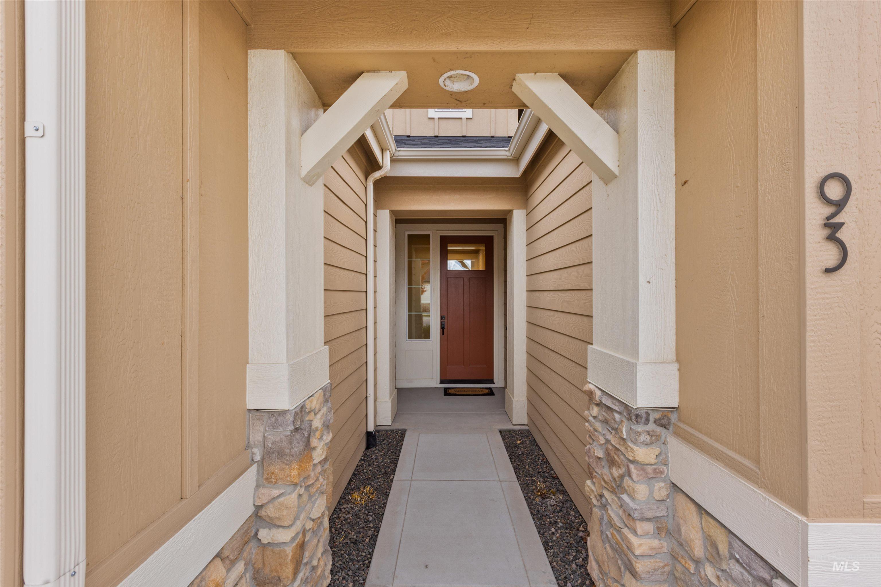 93 W Lockhart ln, Meridian, Idaho 83646, 3 Bedrooms, 2 Bathrooms, Residential For Sale, Price $539,900, 98966935