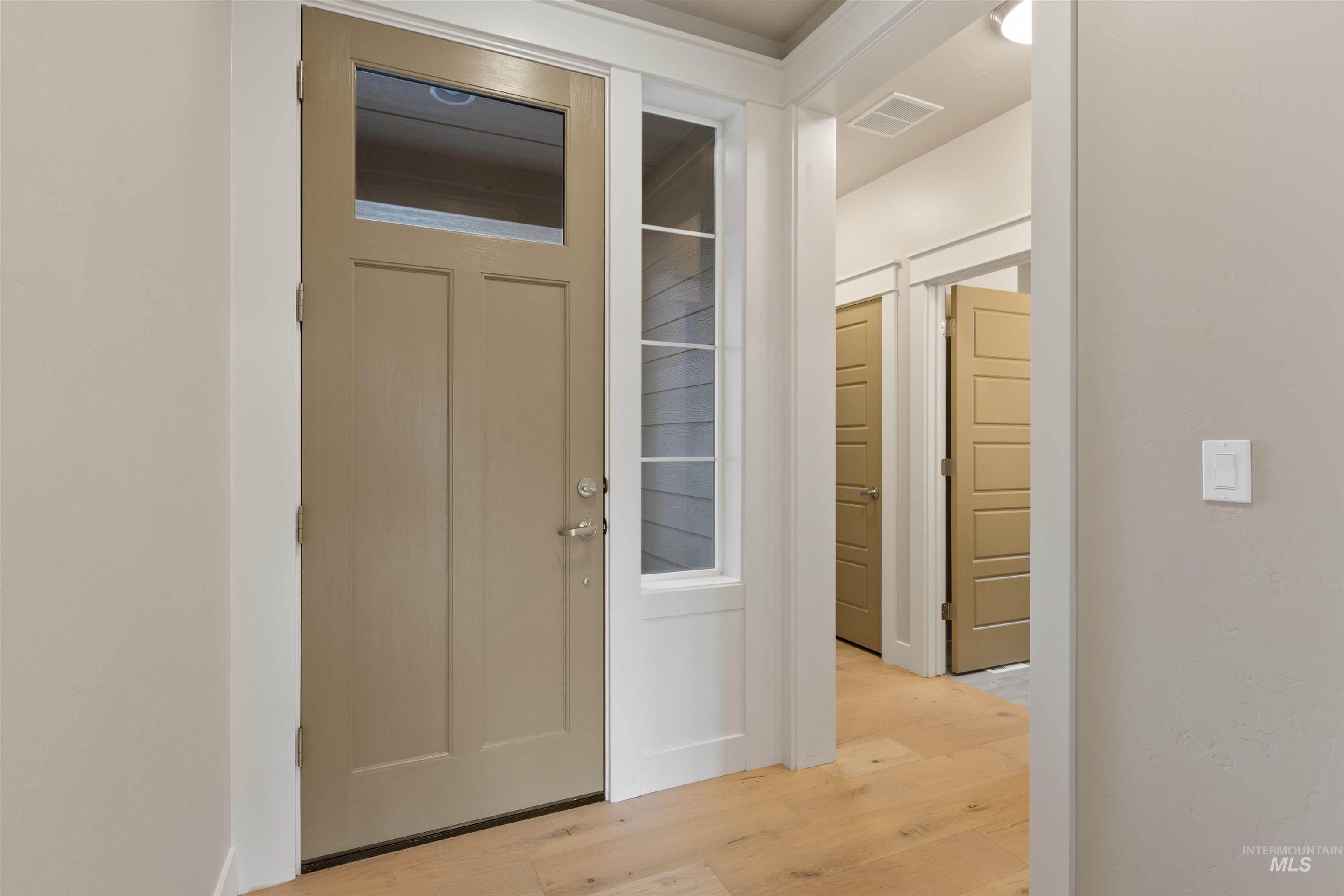 93 W Lockhart ln, Meridian, Idaho 83646, 3 Bedrooms, 2 Bathrooms, Residential For Sale, Price $539,900, 98966935