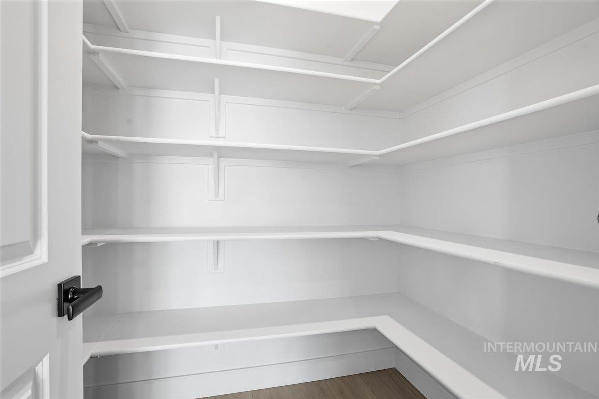 2323 N Kenora Ave, Star, Idaho 83669, 3 Bedrooms, 2.5 Bathrooms, Residential For Sale, Price $704,990, 98966938