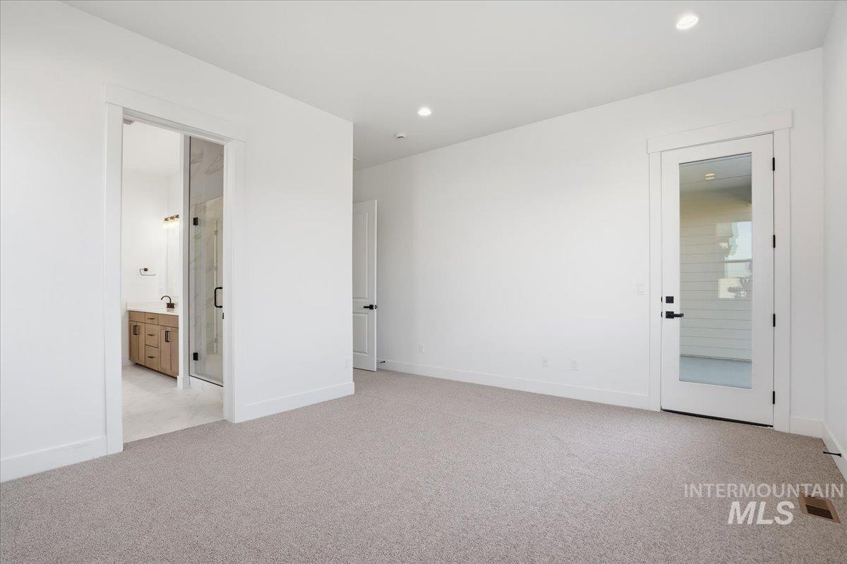 2323 N Kenora Ave, Star, Idaho 83669, 3 Bedrooms, 2.5 Bathrooms, Residential For Sale, Price $704,990, 98966938