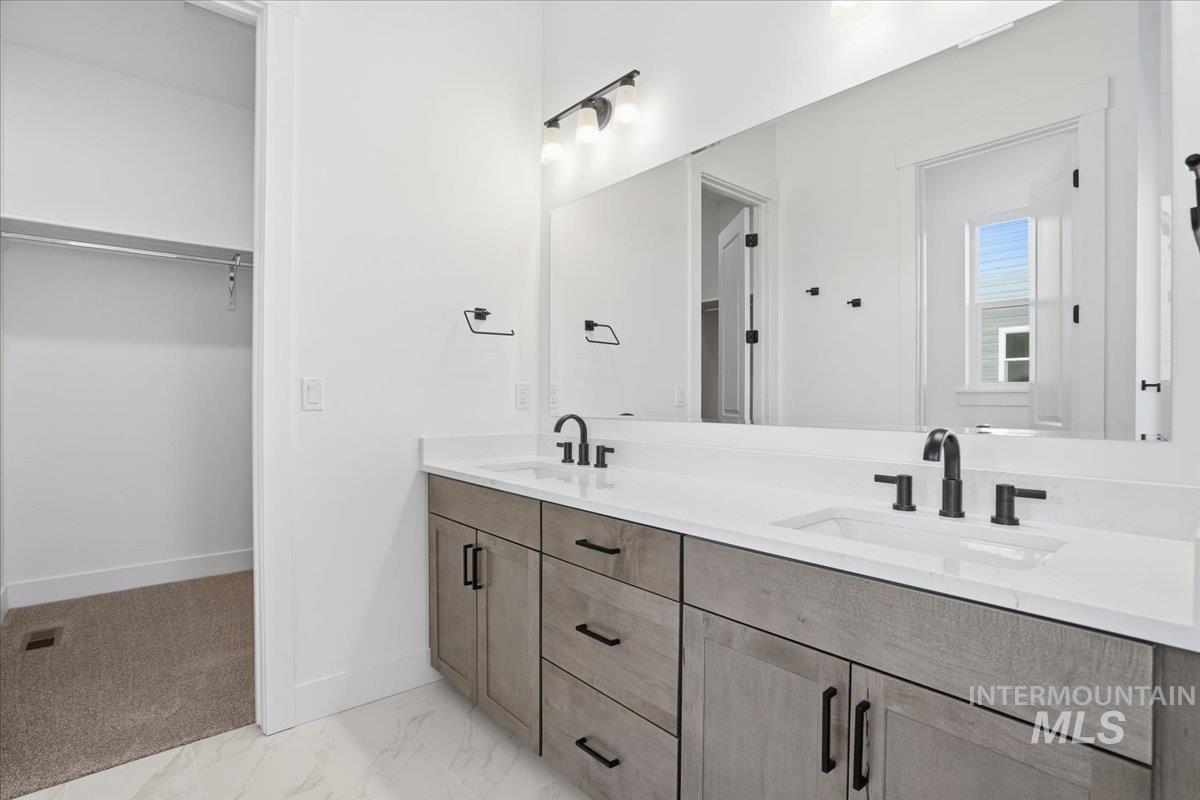 2323 N Kenora Ave, Star, Idaho 83669, 3 Bedrooms, 2.5 Bathrooms, Residential For Sale, Price $704,990, 98966938