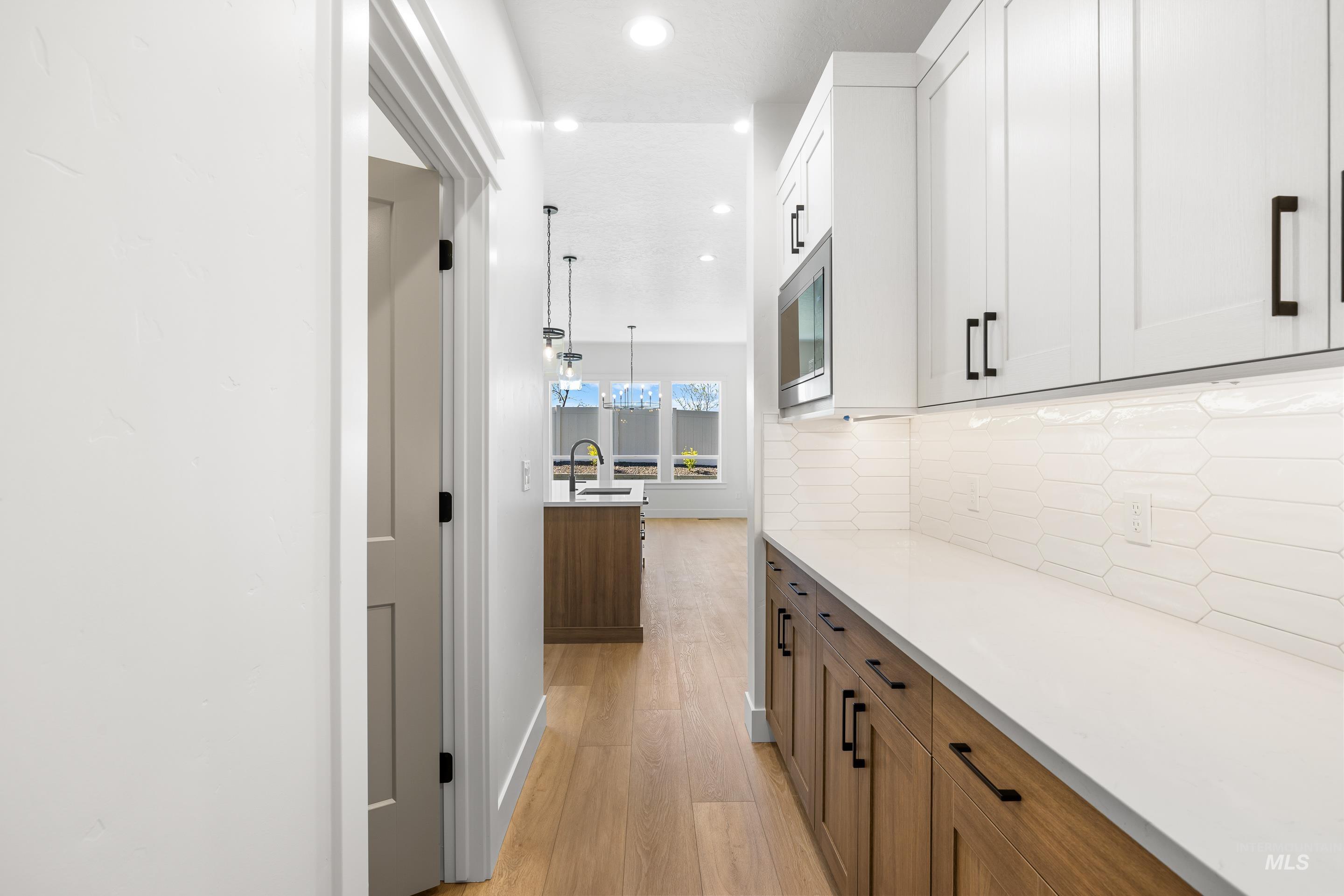 1279 E Andes Drive, Kuna, Idaho 83634, 3 Bedrooms, 3.5 Bathrooms, Residential For Sale, Price $729,900, 98966939