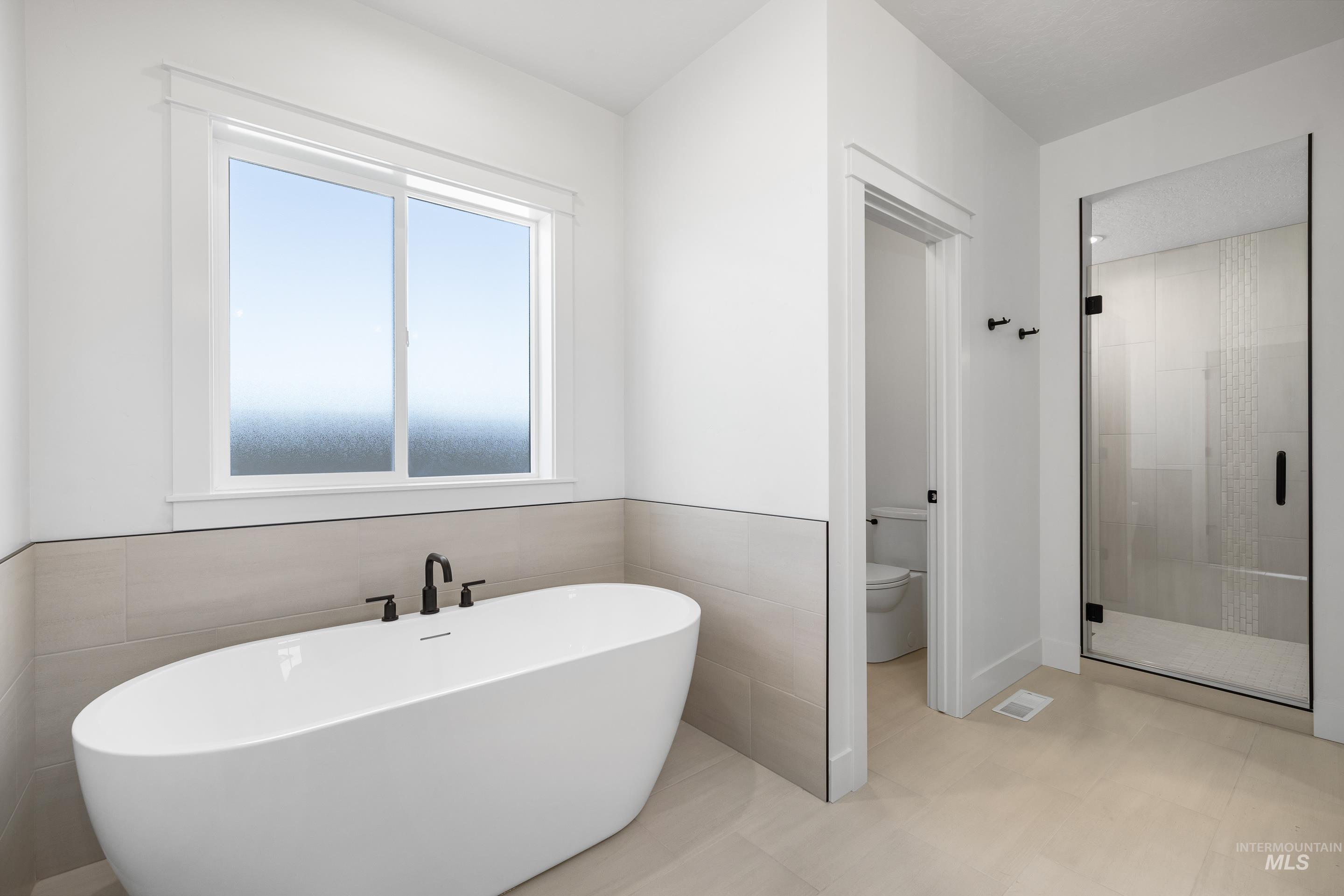 1279 E Andes Drive, Kuna, Idaho 83634, 3 Bedrooms, 3.5 Bathrooms, Residential For Sale, Price $729,900, 98966939