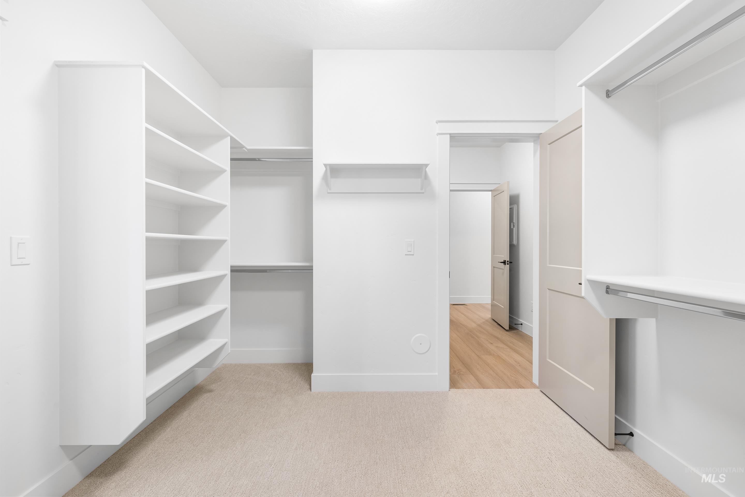 1279 E Andes Drive, Kuna, Idaho 83634, 3 Bedrooms, 3.5 Bathrooms, Residential For Sale, Price $729,900, 98966939