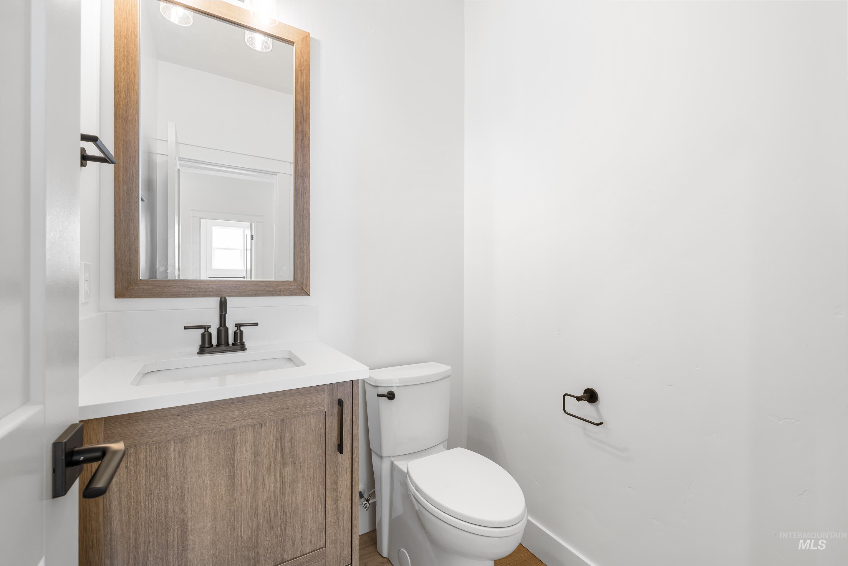 1279 E Andes Drive, Kuna, Idaho 83634, 3 Bedrooms, 3.5 Bathrooms, Residential For Sale, Price $729,900, 98966939