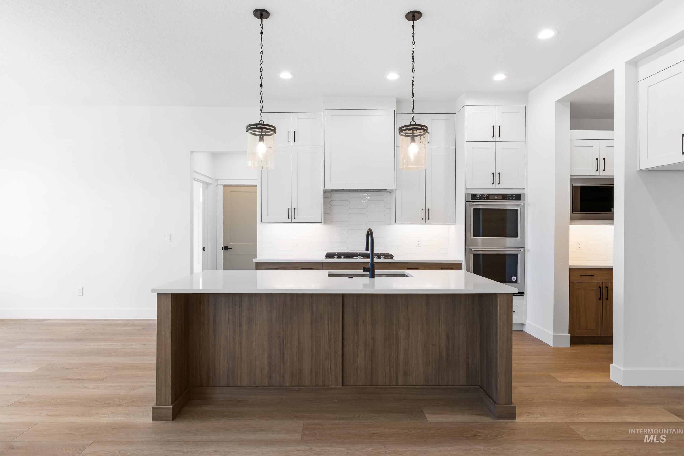 1279 E Andes Drive, Kuna, Idaho 83634, 3 Bedrooms, 3.5 Bathrooms, Residential For Sale, Price $729,900, 98966939